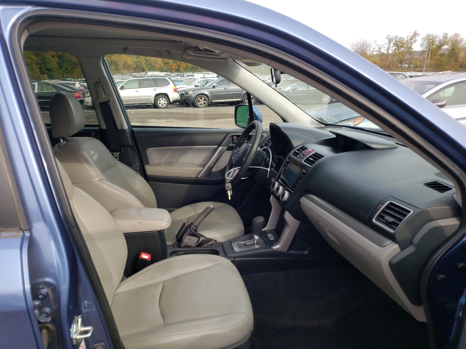 Photo 5 from auction – 2017 SUBARU FORESTER 2 with VIN JF2SJAGC3HH443981