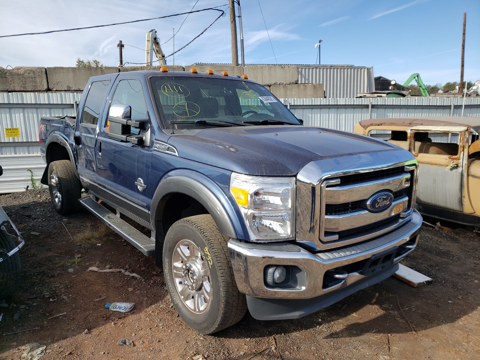 FORD F350 SUPER 2016 with VIN 1FT8W3BT4GEC94283 - Photo from auction
