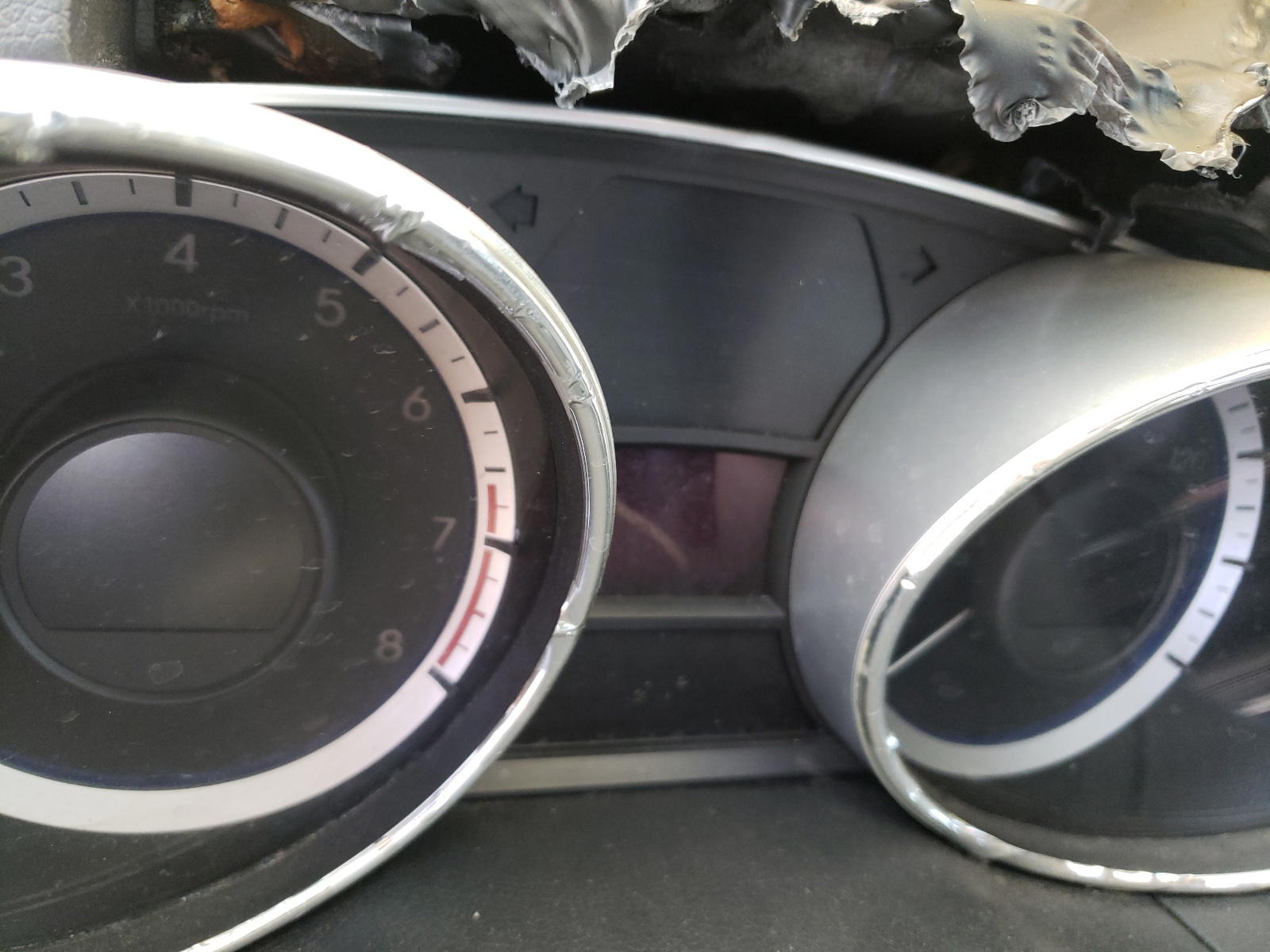 Photo 8 from auction – 2011 HYUNDAI SONATA SE with VIN 5NPEC4AC5BH009019