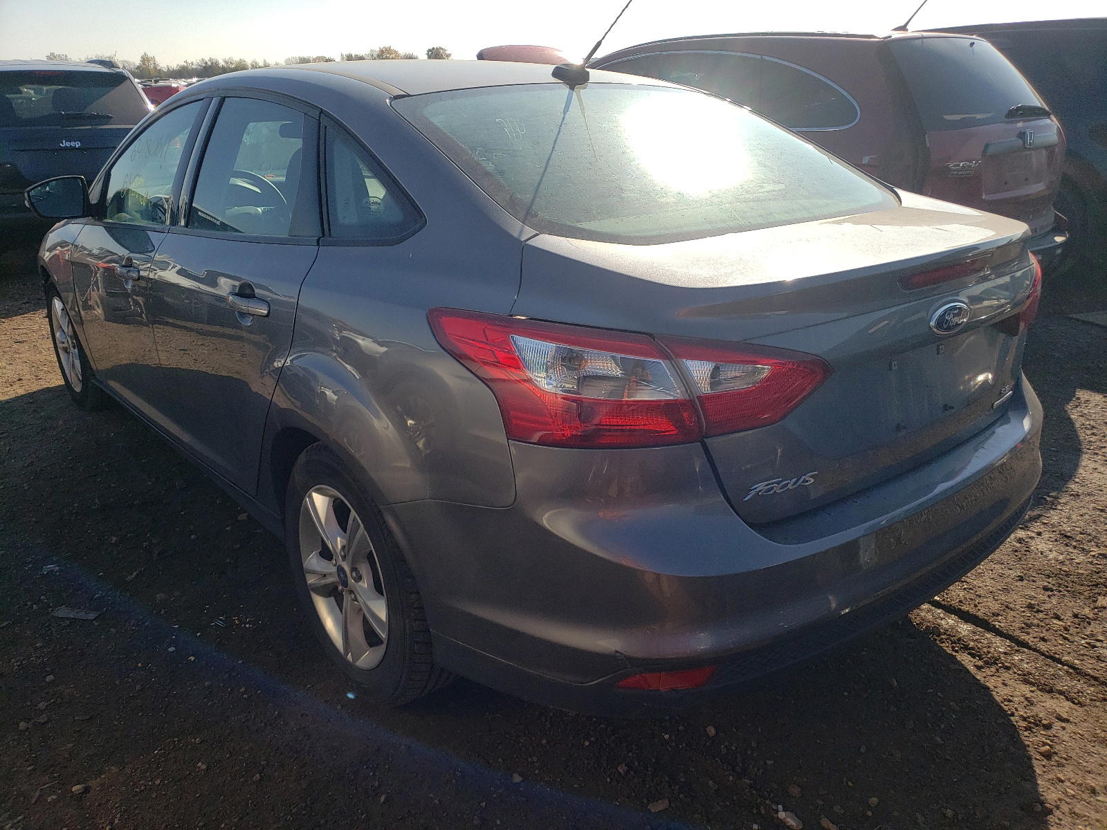 Photo 3 from auction – 2014 FORD FOCUS SE with VIN 1FADP3F26EL310396