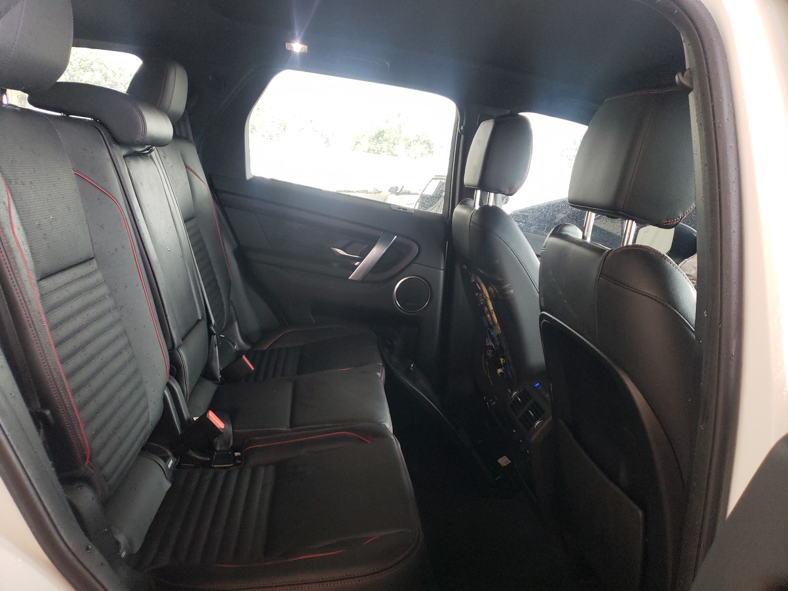 Photo 6 from auction – 2020 LAND ROVER DISCOVERY with VIN SALCL2FX0LH880622