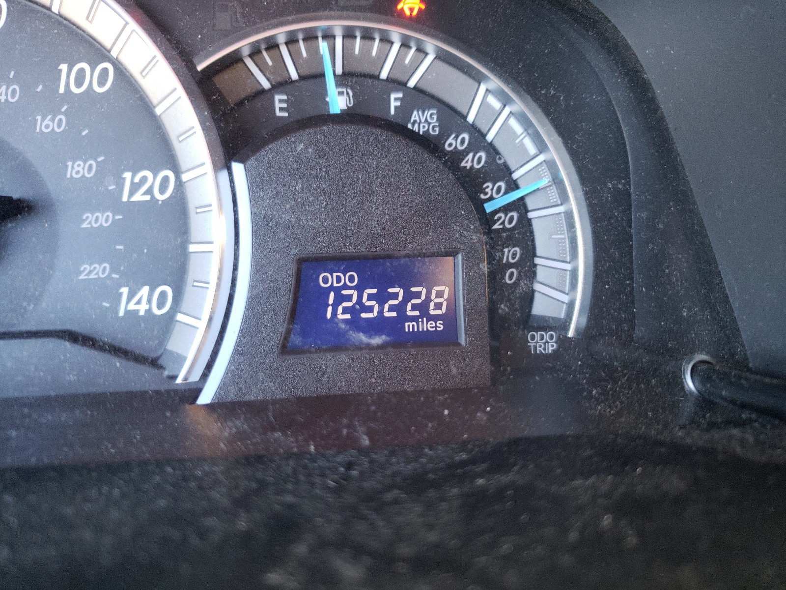 Photo 8 from auction – 2014 TOYOTA CAMRY L with VIN 4T1BF1FK3EU757637