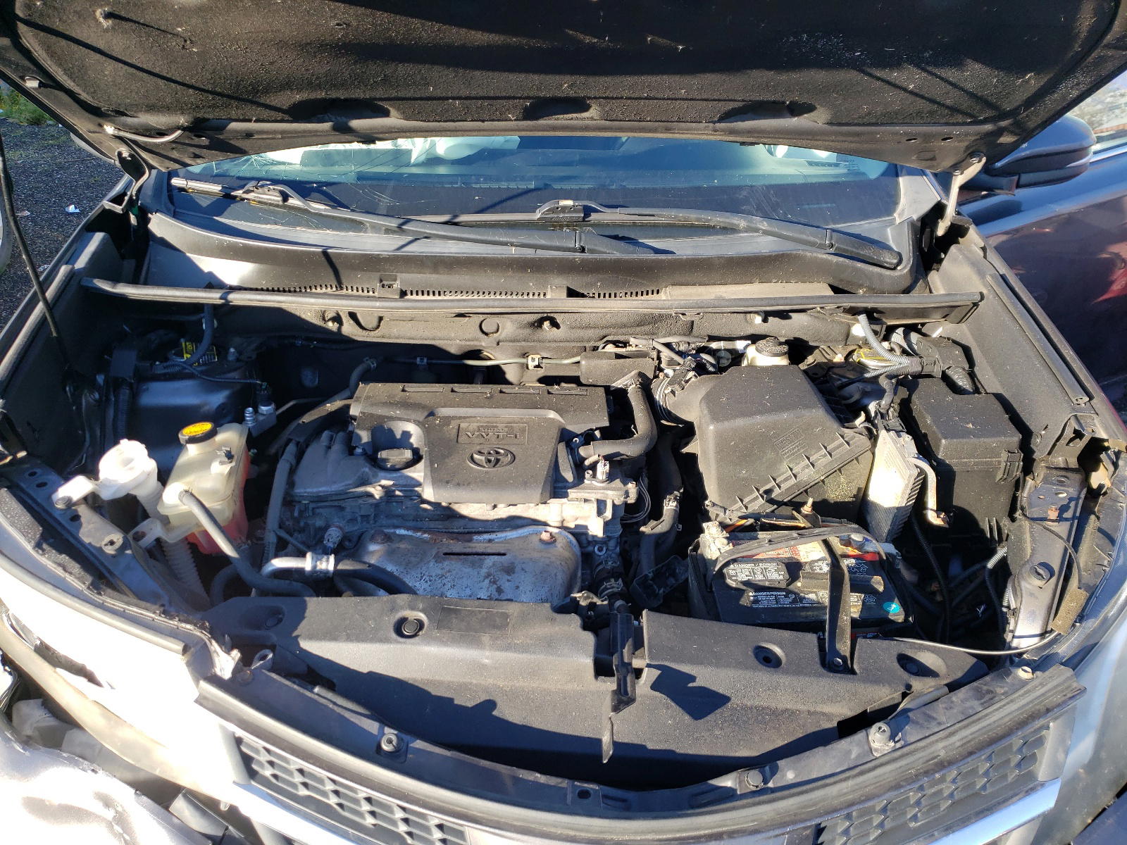 Photo 7 from auction – 2014 TOYOTA RAV4 LE with VIN 2T3BFREV9EW177049