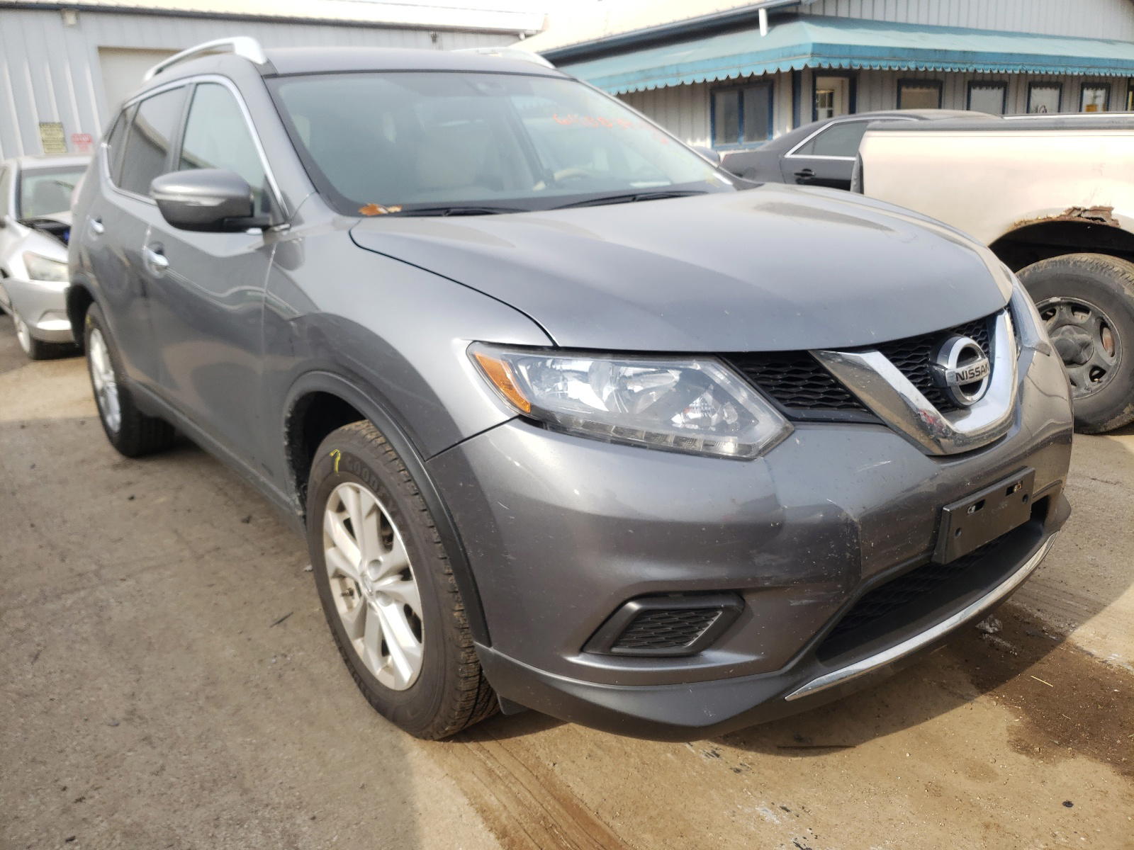 NISSAN ROGUE S 2014 with VIN 5N1AT2MT3EC798345 - Photo from auction