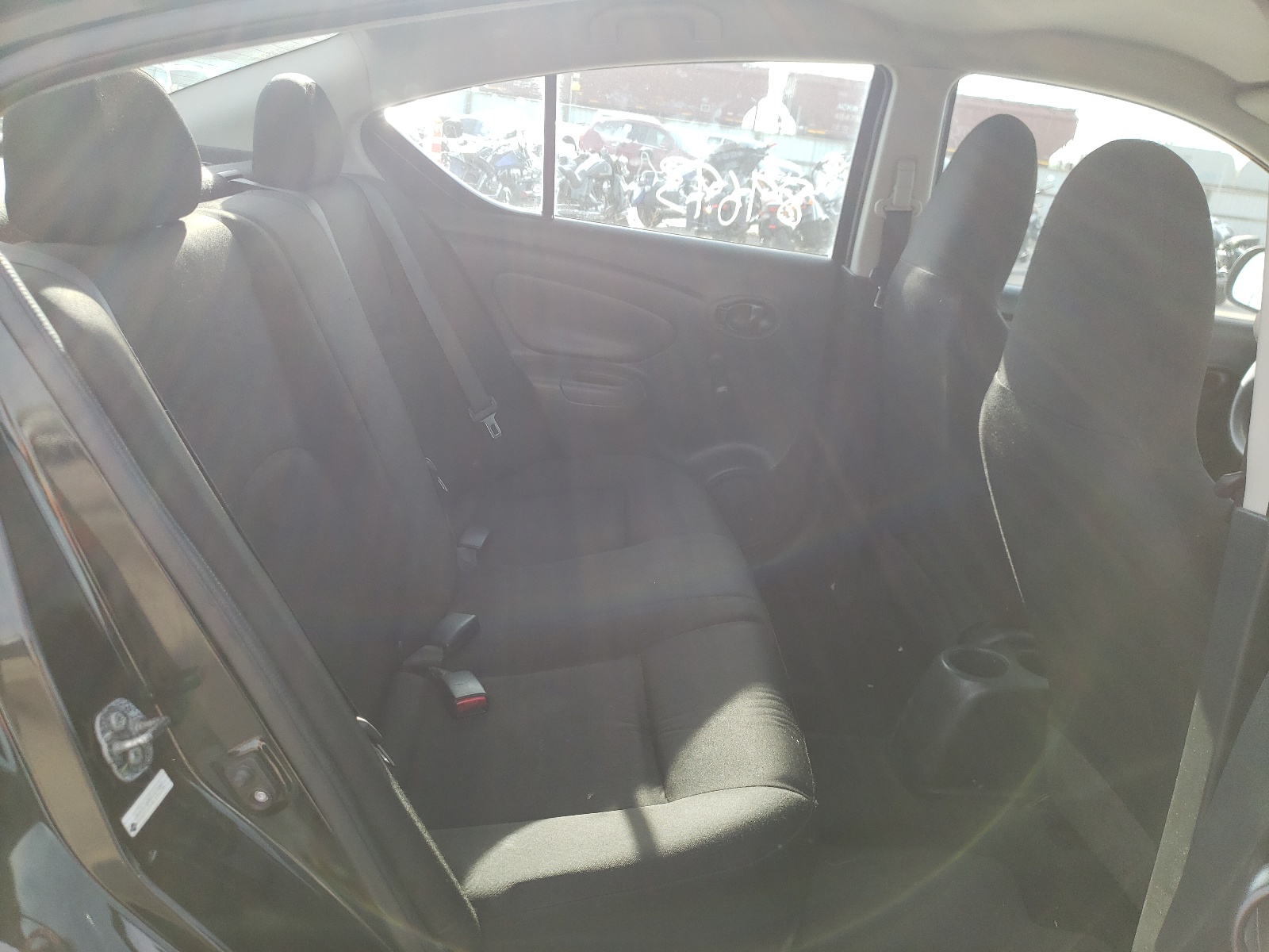Photo 6 from auction – 2015 NISSAN VERSA S with VIN 3N1CN7AP3FL923462
