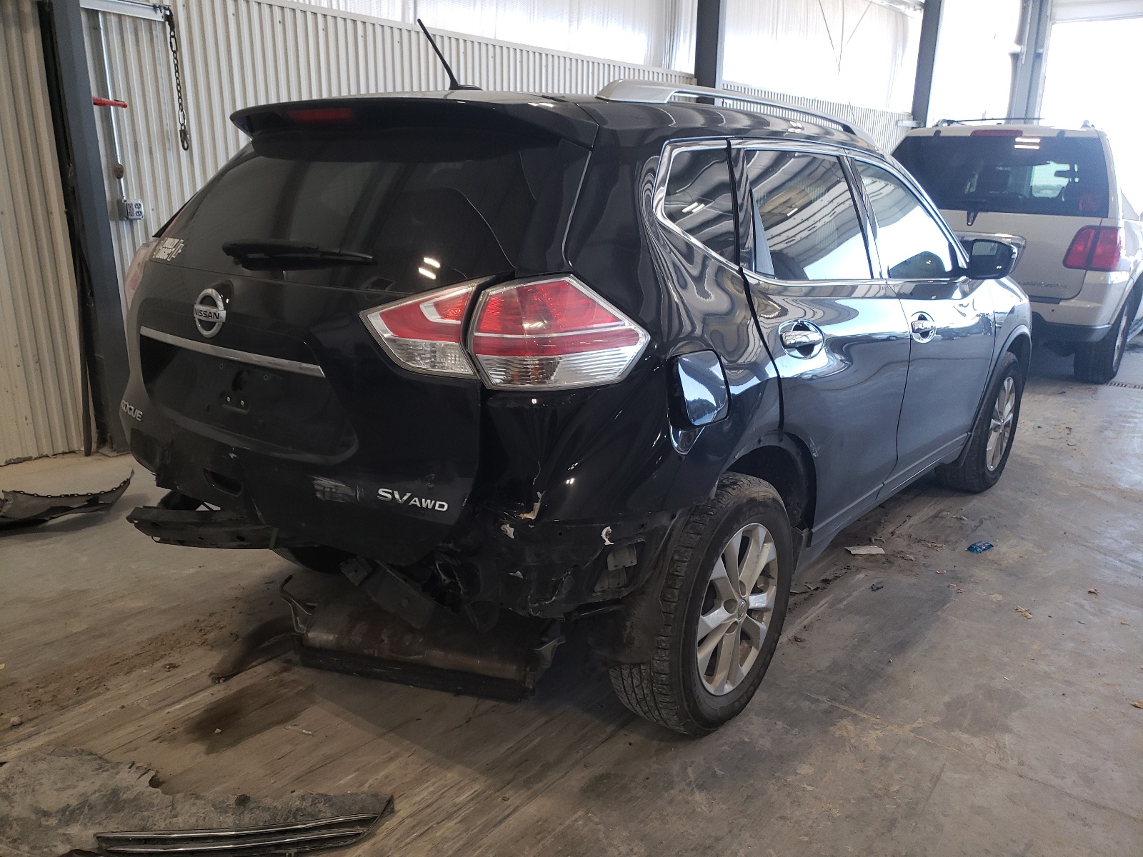 Photo 4 from auction – 2015 NISSAN ROGUE S with VIN KNMAT2MV0FP503184