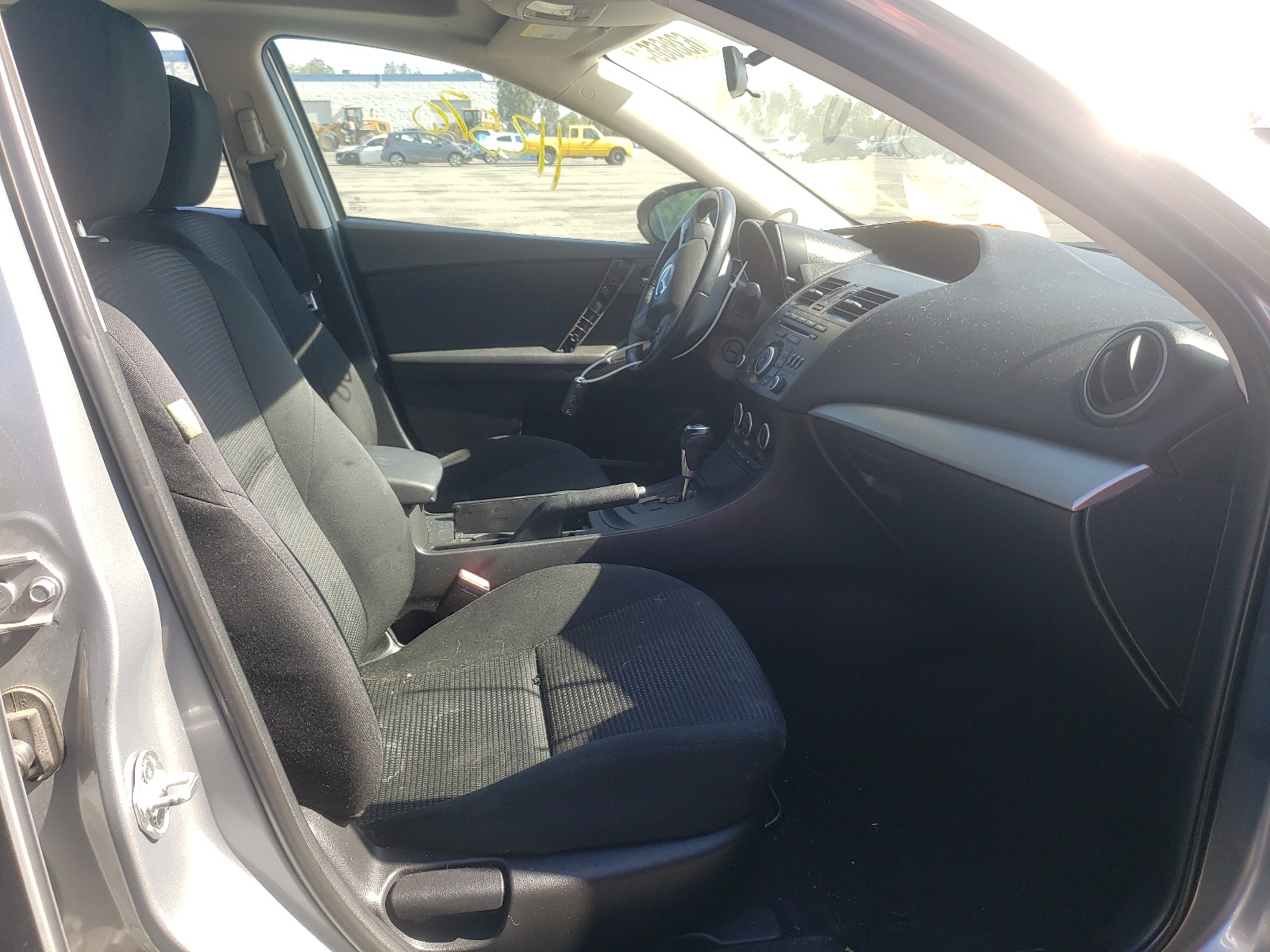 Photo 5 from auction – 2013 MAZDA 3 I with VIN JM1BL1L7XD1753887