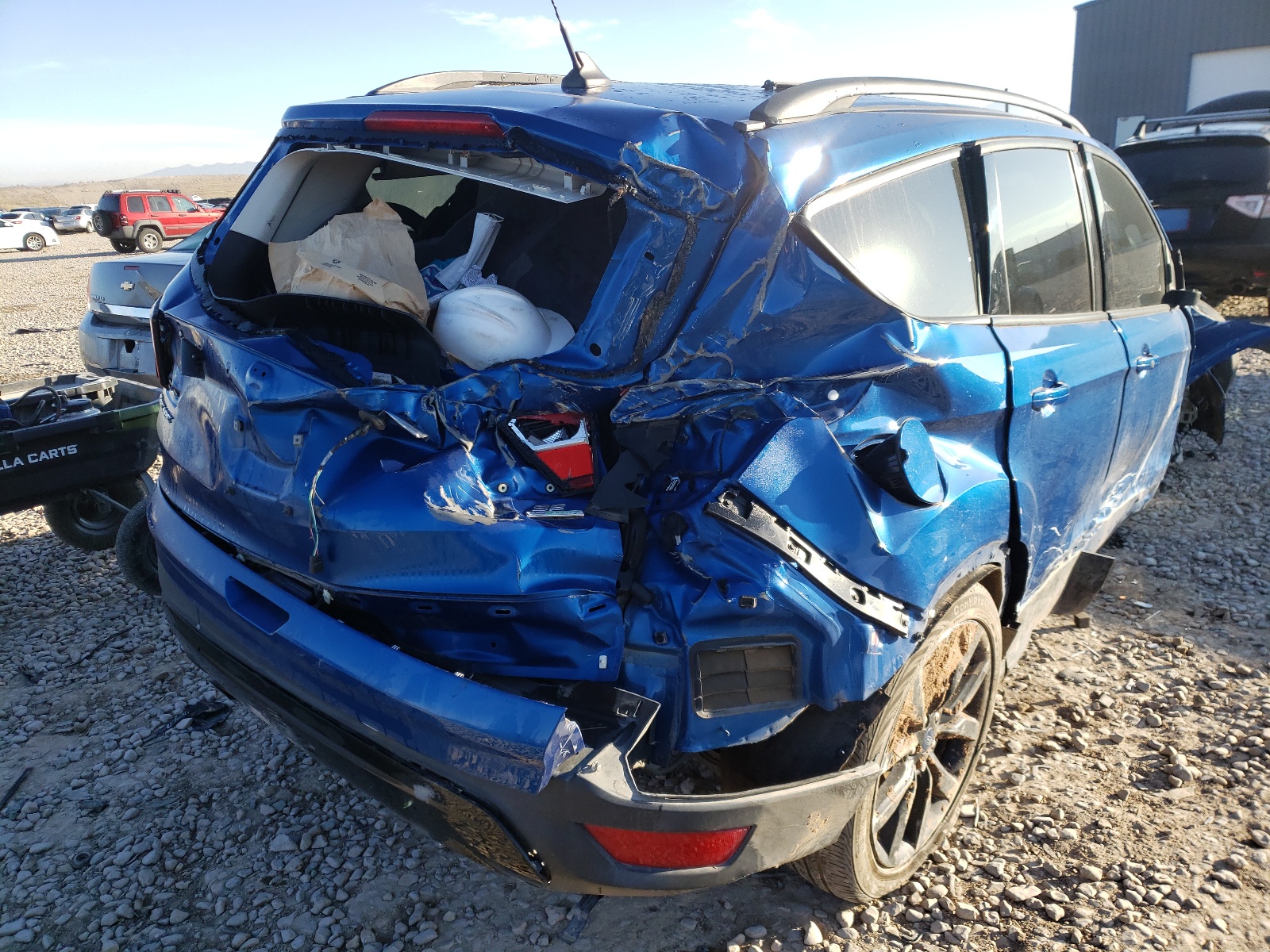 Photo 4 from auction – 2019 FORD ESCAPE SE with VIN 1FMCU0GD2KUB05317