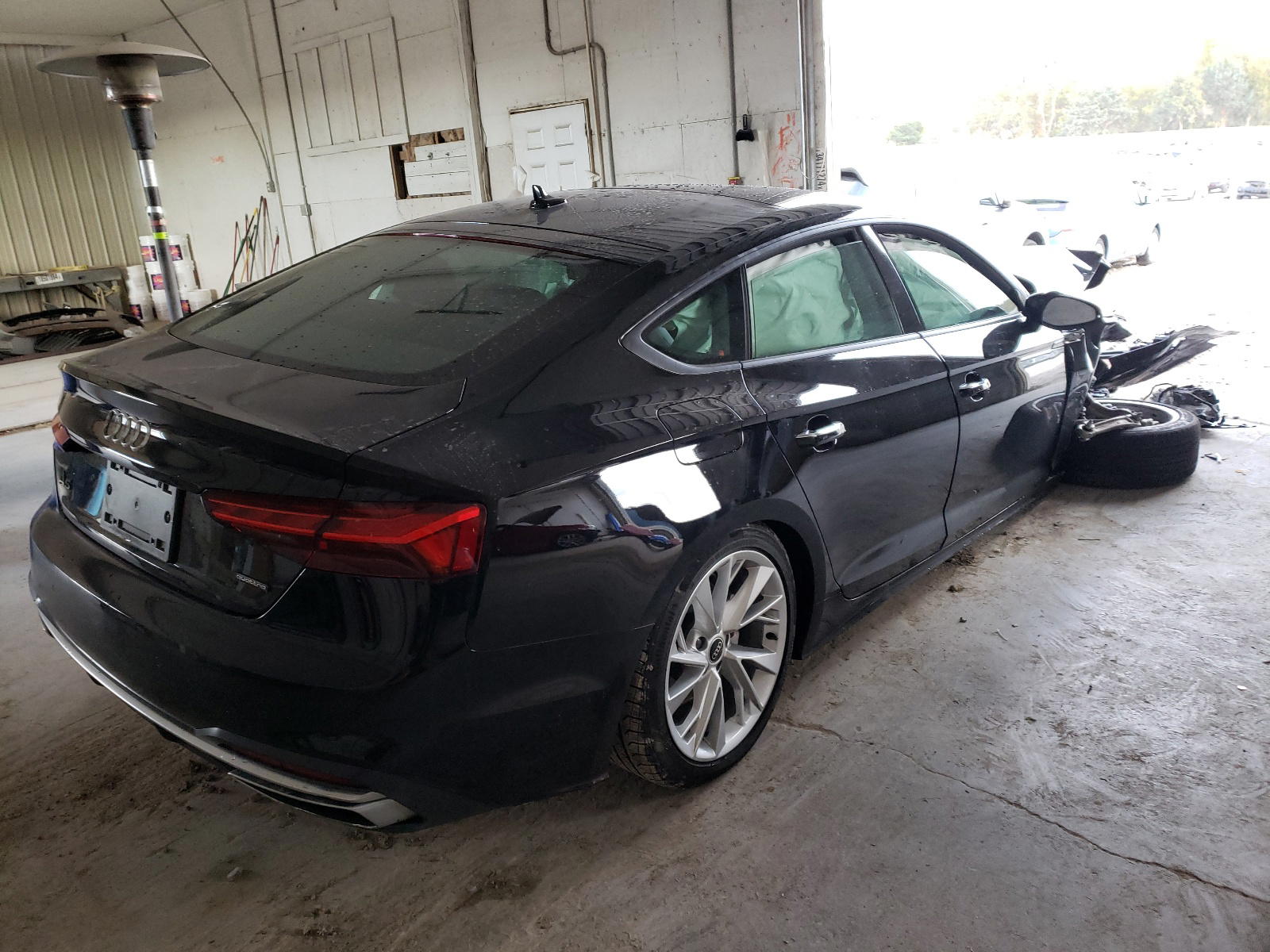 Photo 4 from auction – 2021 AUDI A5 PREMIUM with VIN WAUABCF55MA024763