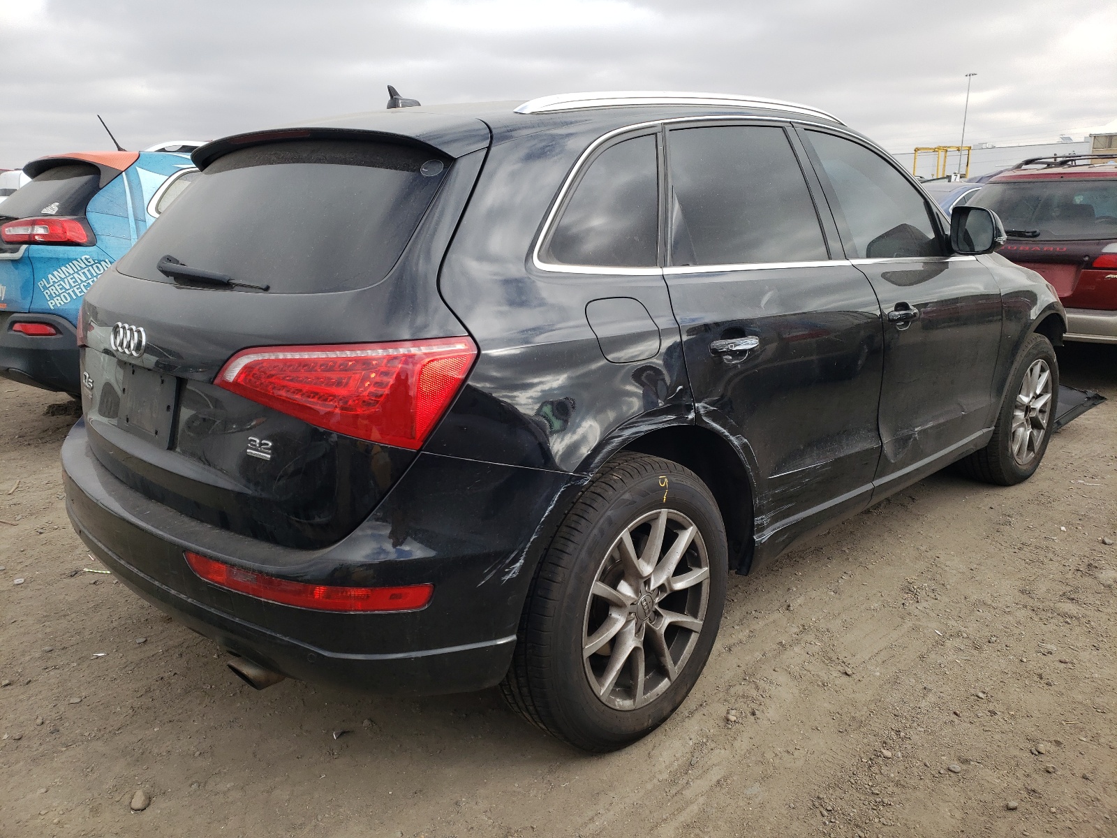 Photo 4 from auction – 2010 AUDI Q5 PREMIUM with VIN WA1LKAFP1AA050932