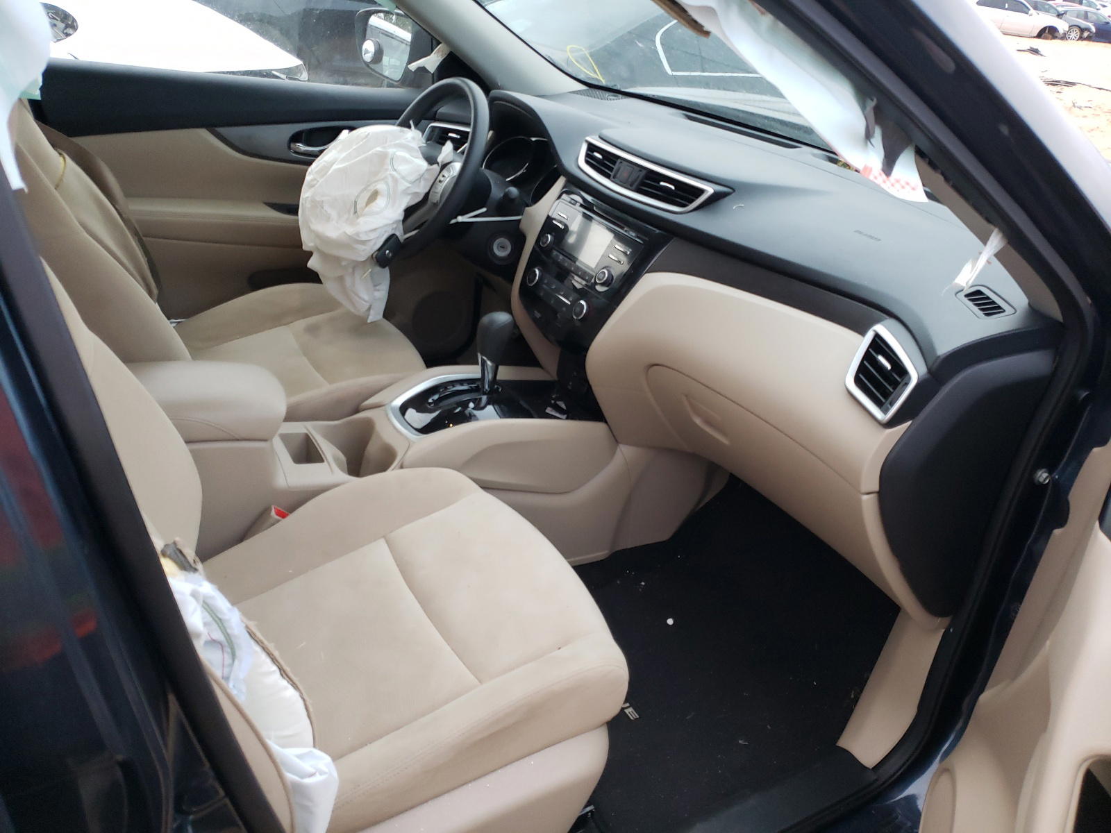 Photo 5 from auction – 2016 NISSAN ROGUE S with VIN KNMAT2MT8GP594561