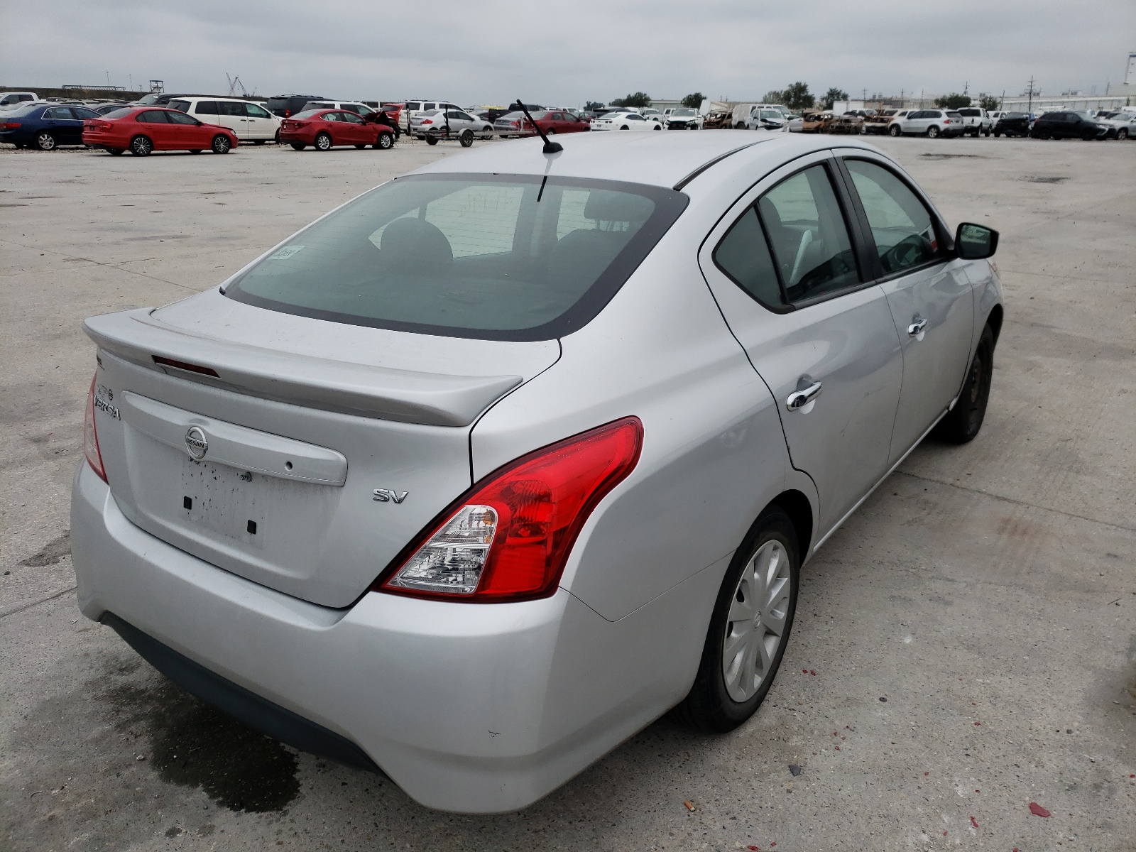 Photo 4 from auction – 2017 NISSAN VERSA S with VIN 3N1CN7AP4HL841310