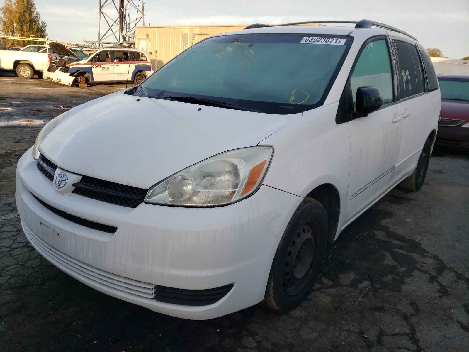 Photo 2 from auction – 2005 TOYOTA SIENNA CE with VIN 5TDZA23C25S352636