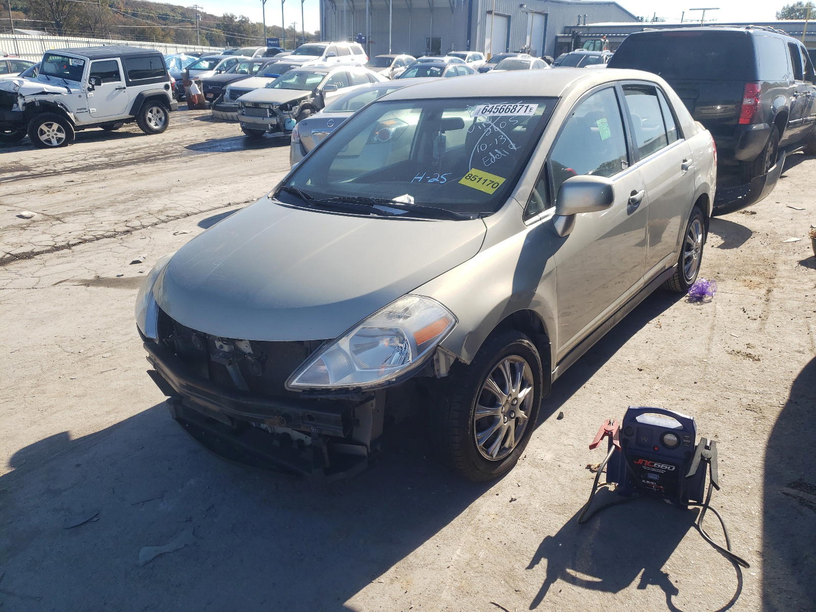 Photo 2 from auction – 2008 NISSAN VERSA S with VIN 3N1BC11E38L352605