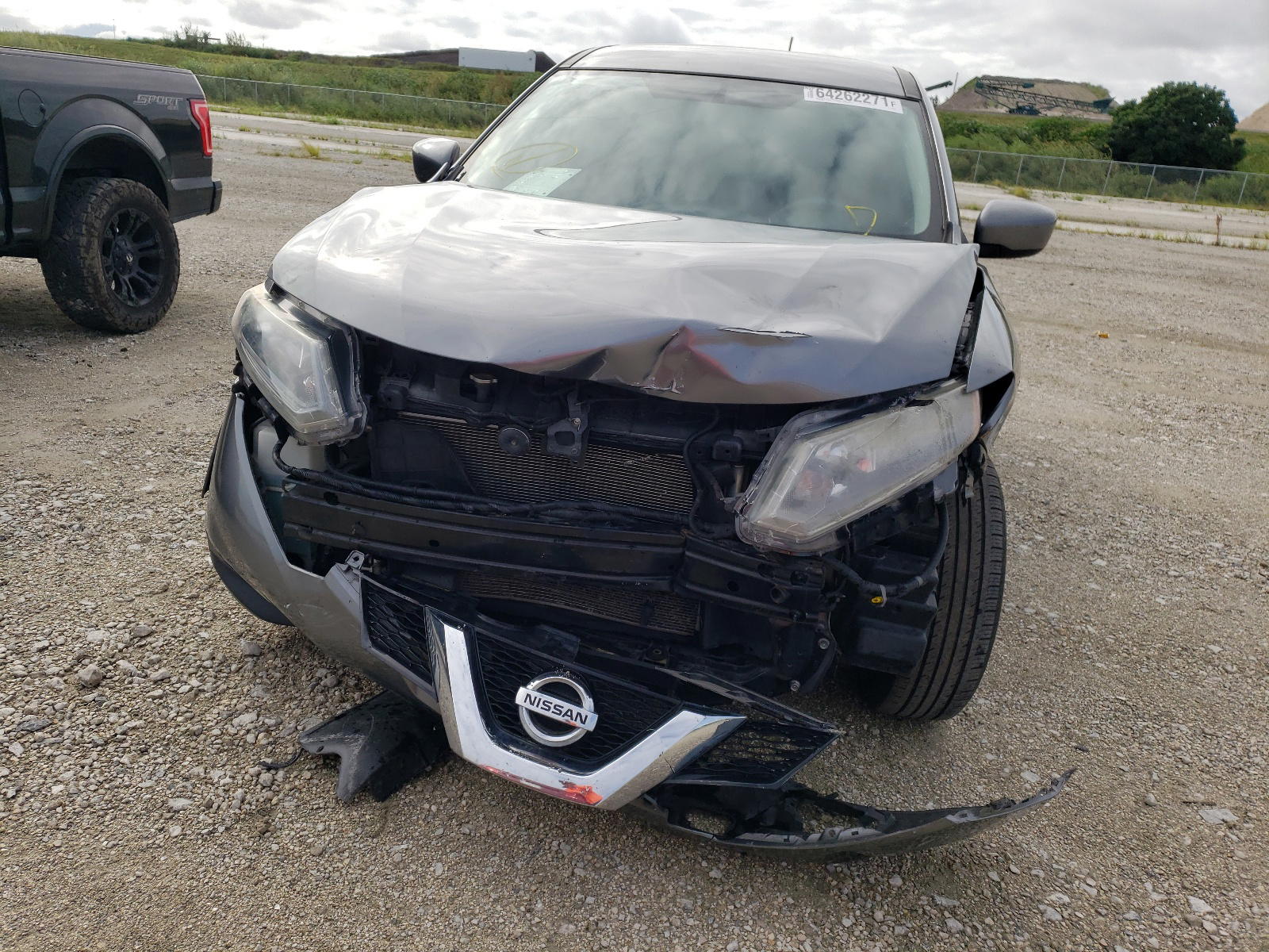 Photo 20 from auction – 2016 NISSAN ROGUE S with VIN KNMAT2MV8GP592763