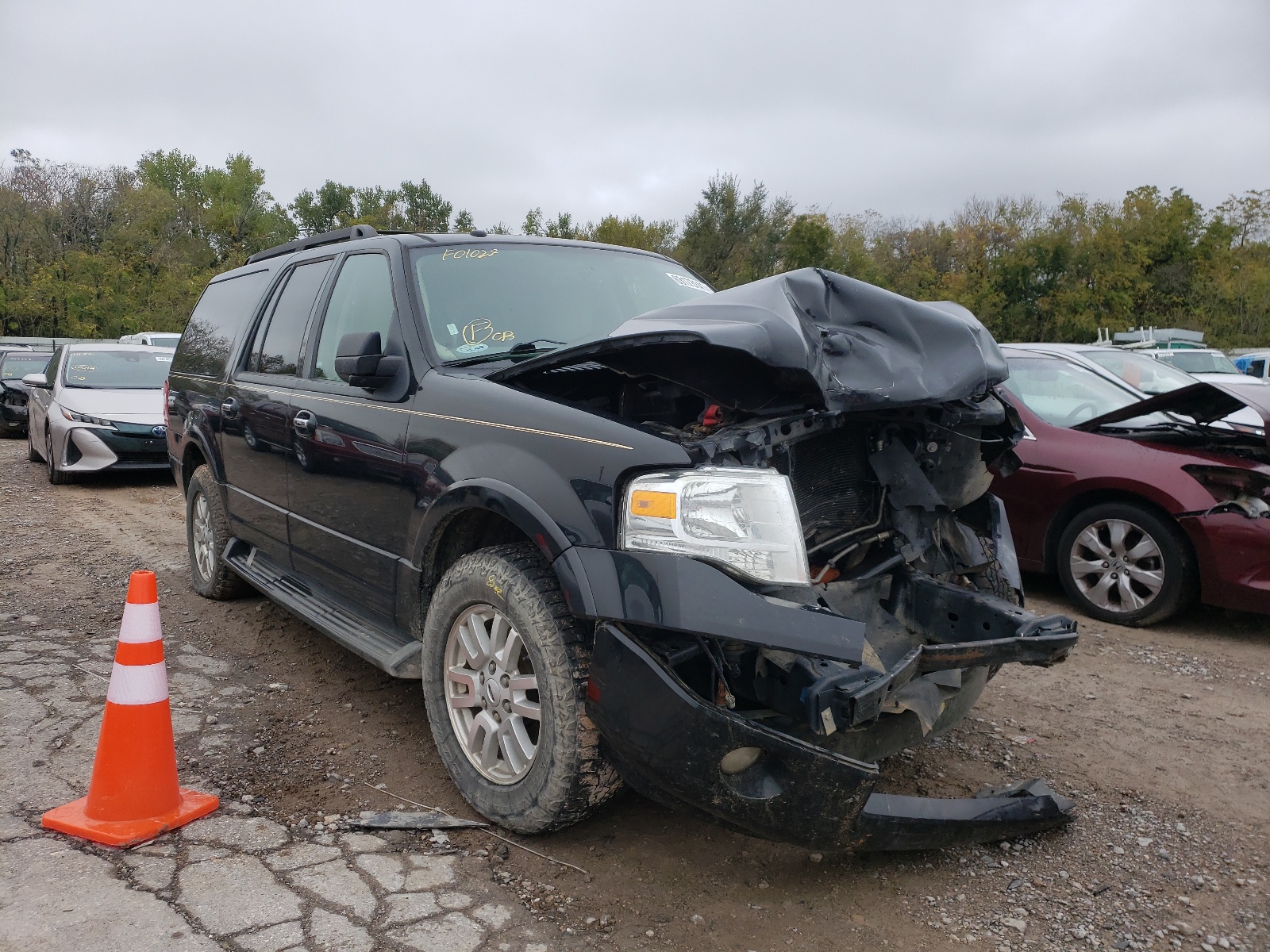 Zdjęcie 1 z aukcji – 2014 FORD EXPEDITION z VIN 1FMJK1H54EEF01029
