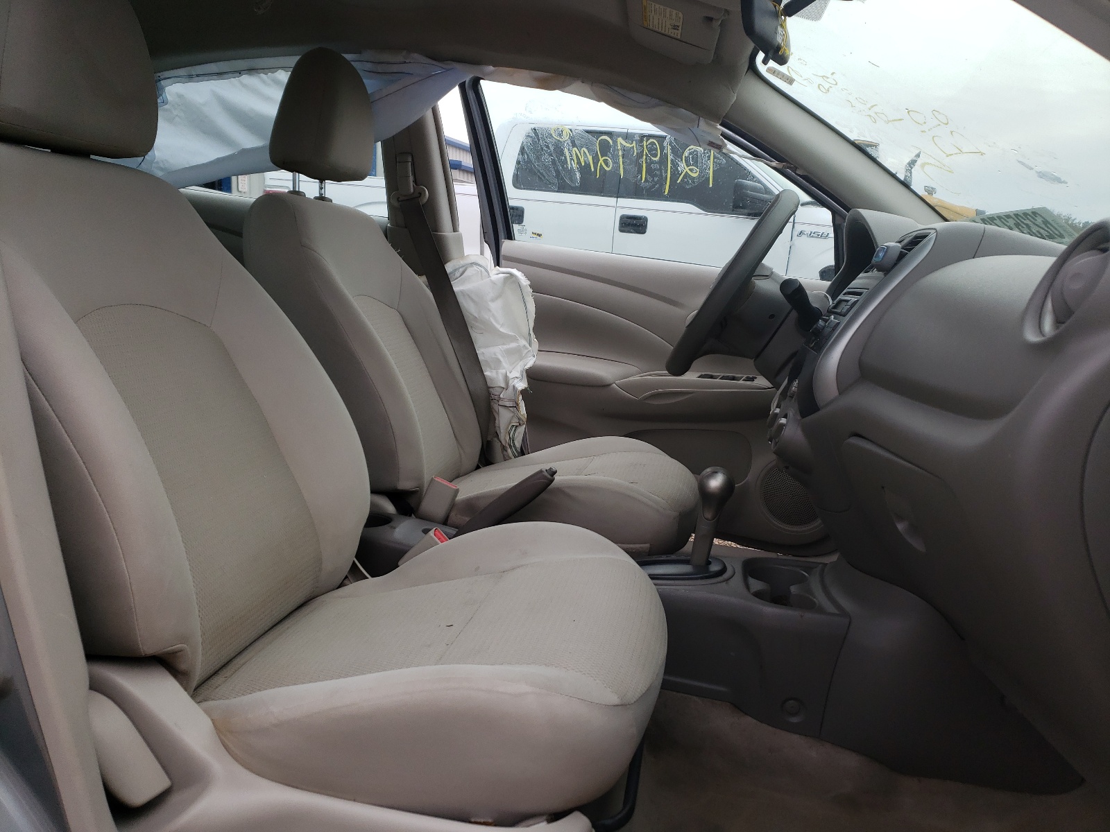Zdjęcie 5 z aukcji – 2012 NISSAN VERSA S z VIN 3N1CN7AP4CL836374
