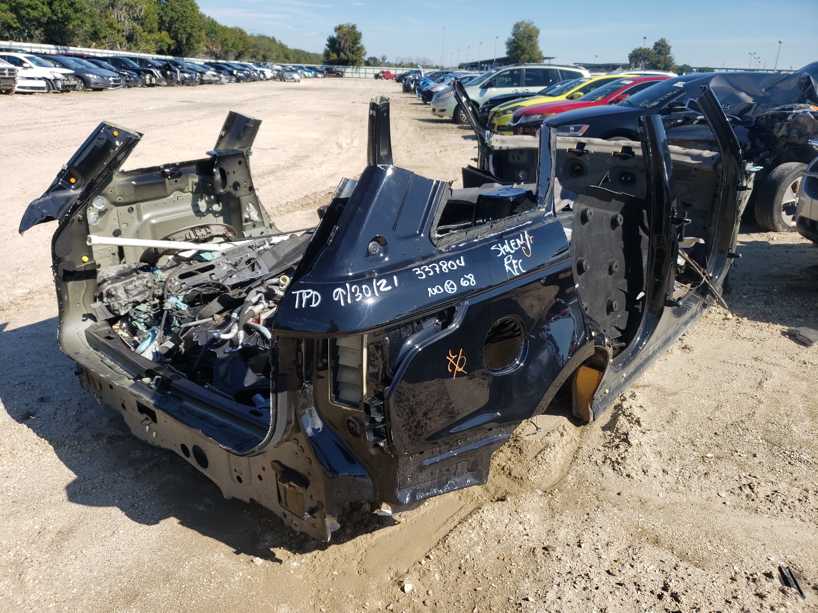 Photo 4 from auction – 2020 LAND ROVER RANGE ROVE with VIN SALWR2SU1LA706820