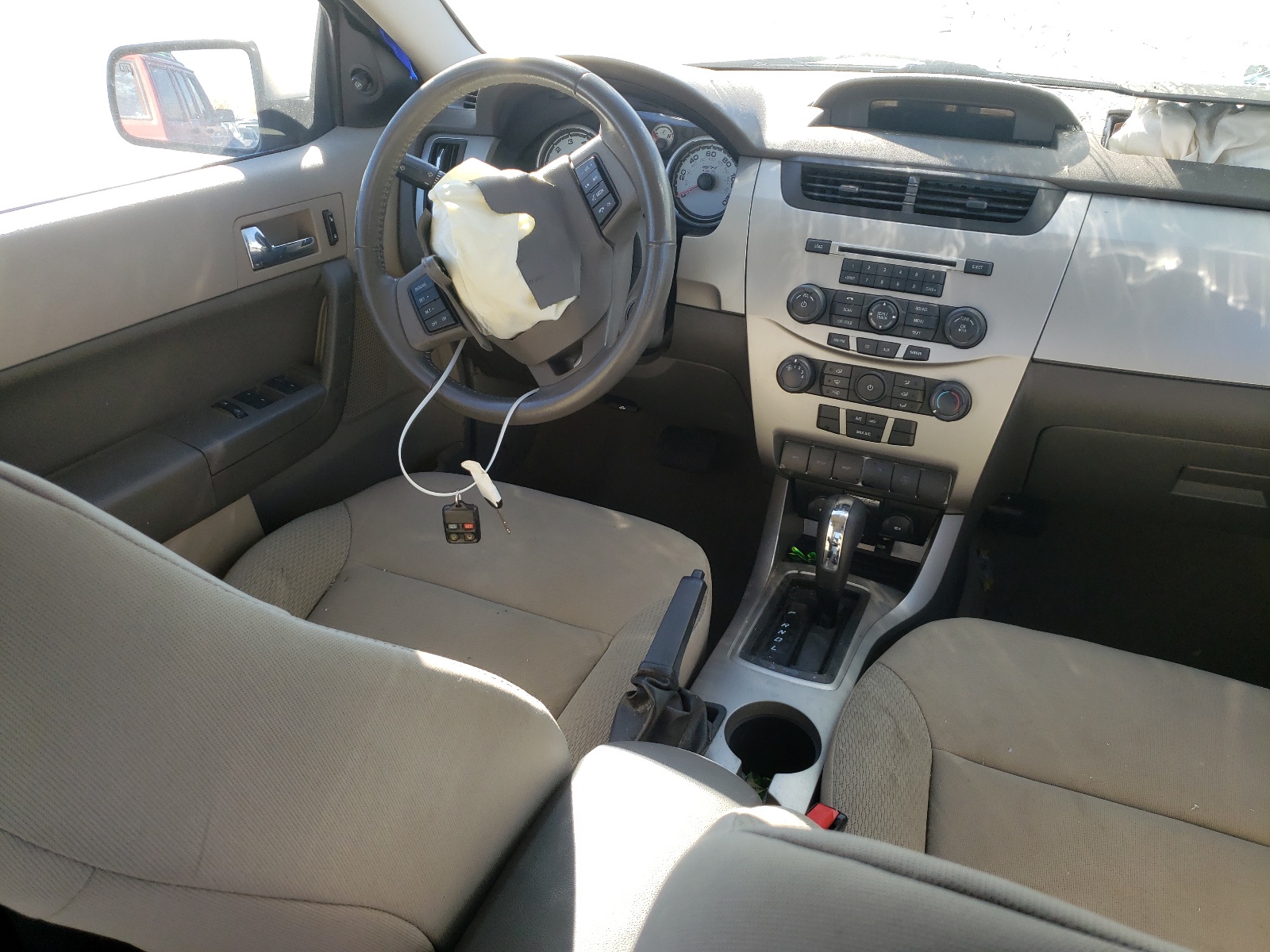 Photo 9 from auction – 2008 FORD FOCUS SE with VIN 1FAHP35NX8W123274