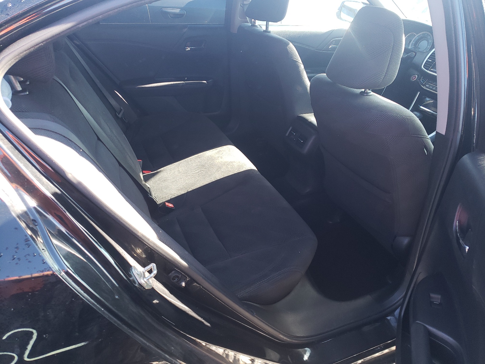 Photo 6 from auction – 2016 HONDA ACCORD EX with VIN 1HGCR2F76GA228142