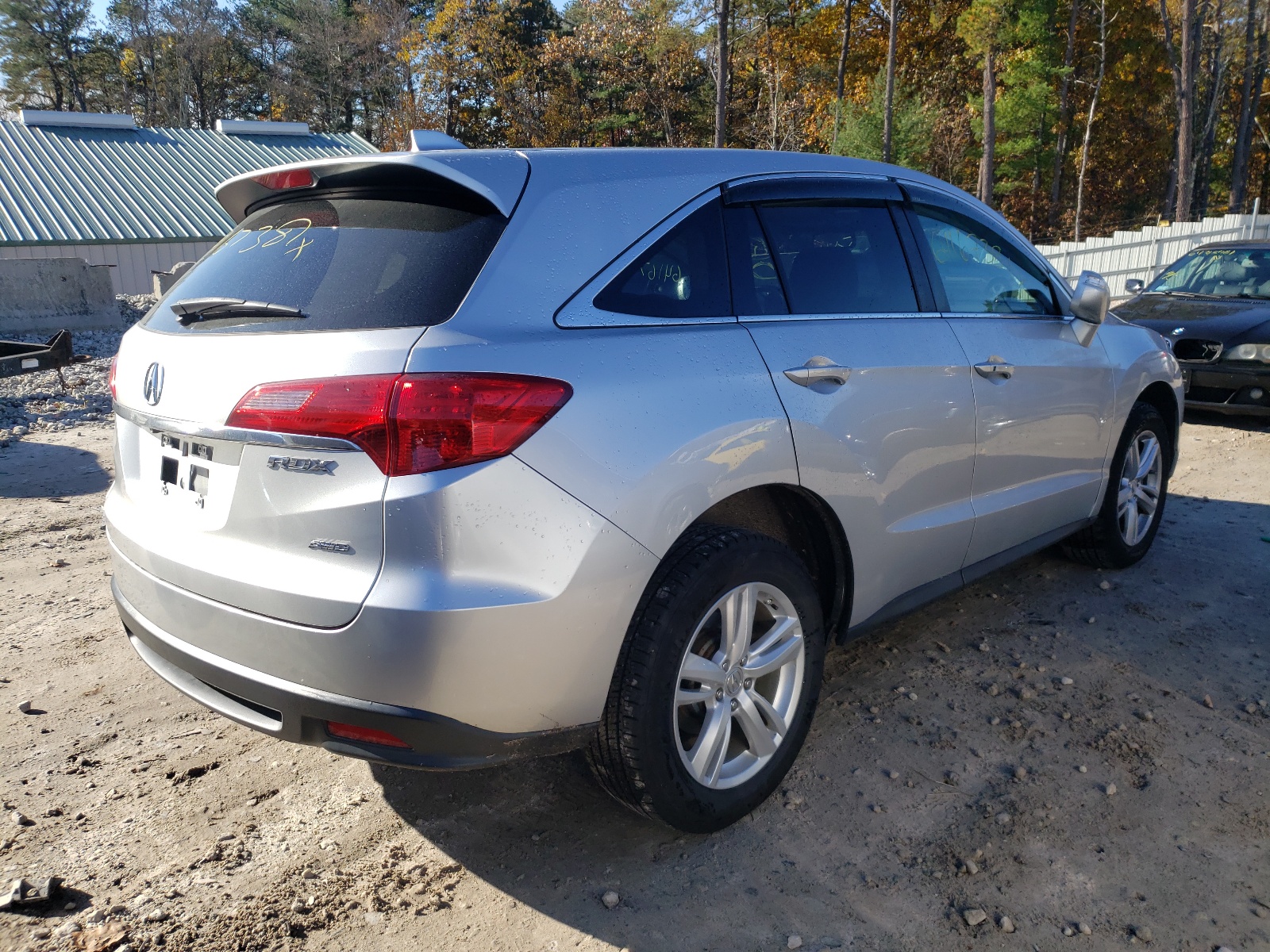 Photo 4 from auction – 2015 ACURA RDX with VIN 5J8TB4H38FL026318