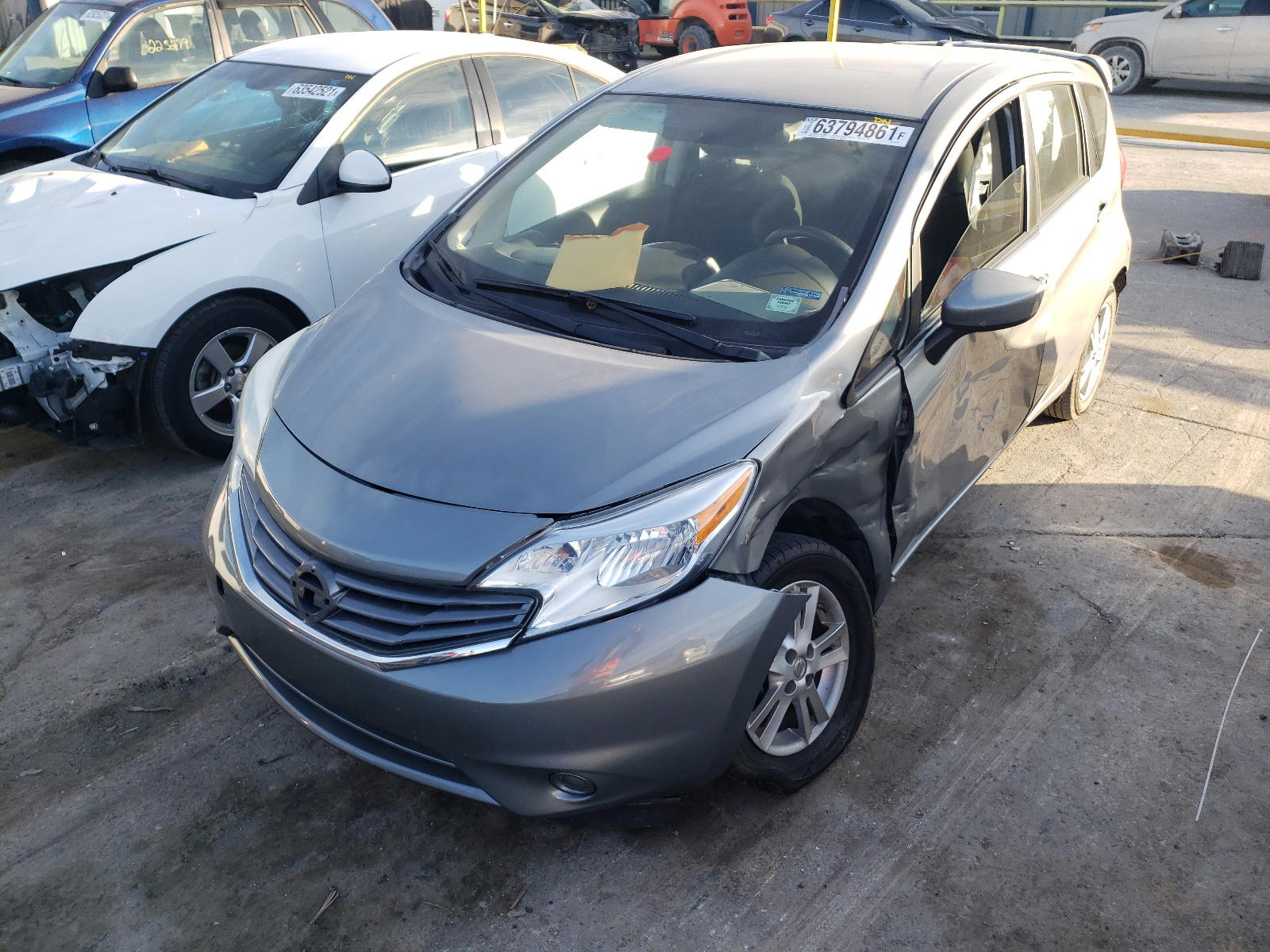 Photo 2 from auction – 2015 NISSAN VERSA NOTE with VIN 3N1CE2CP6FL446252