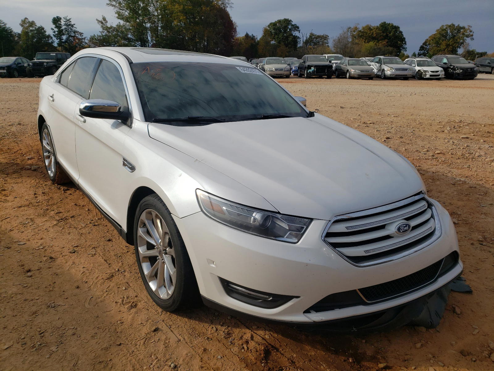 FORD TAURUS LIM 2014 with VIN 1FAHP2F83EG132729 - Photo from auction