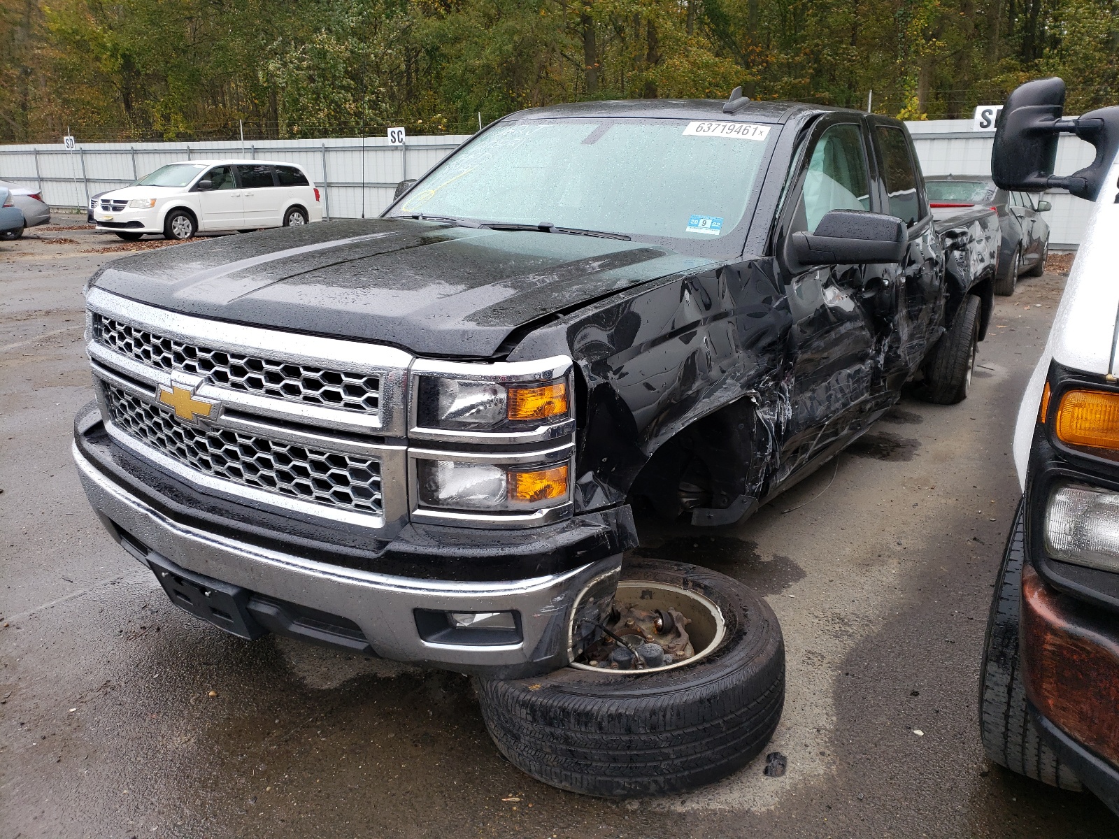 Photo 2 from auction – 2015 CHEVROLET SILVERADO with VIN 1GCRCREC1FZ391962
