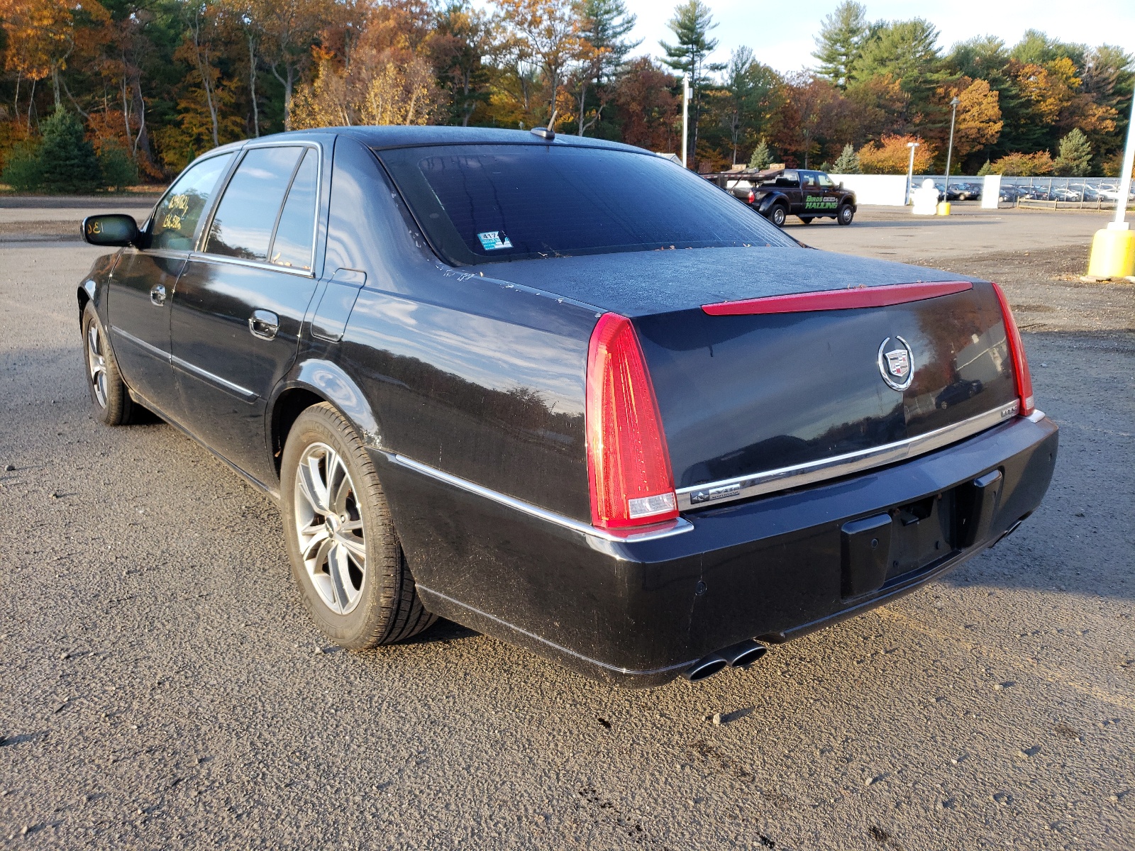 Photo 3 from auction – 2007 CADILLAC DTS with VIN 1G6KD57Y37U184958