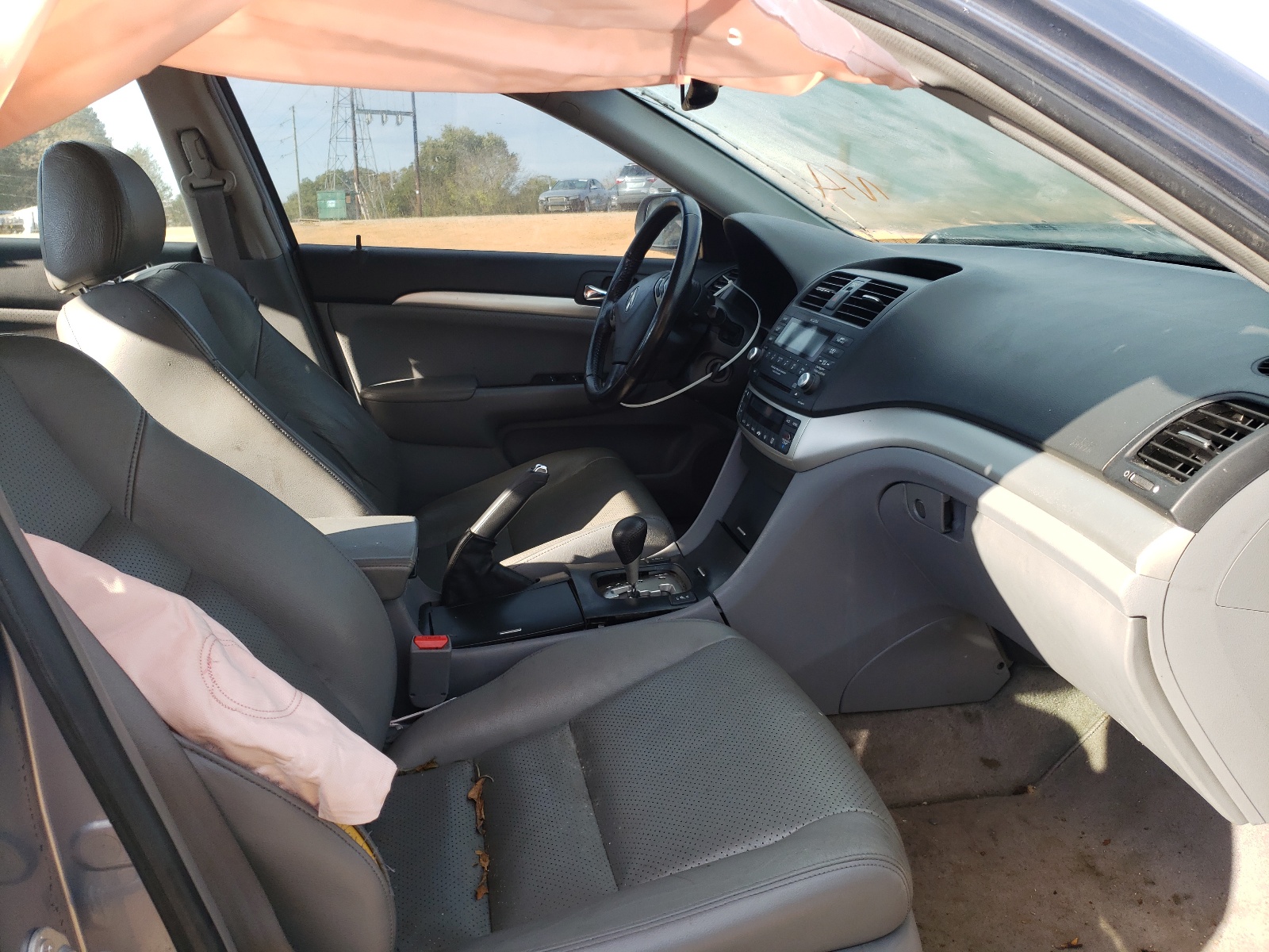 Photo 5 from auction – 2007 ACURA TSX with VIN JH4CL96837C011880