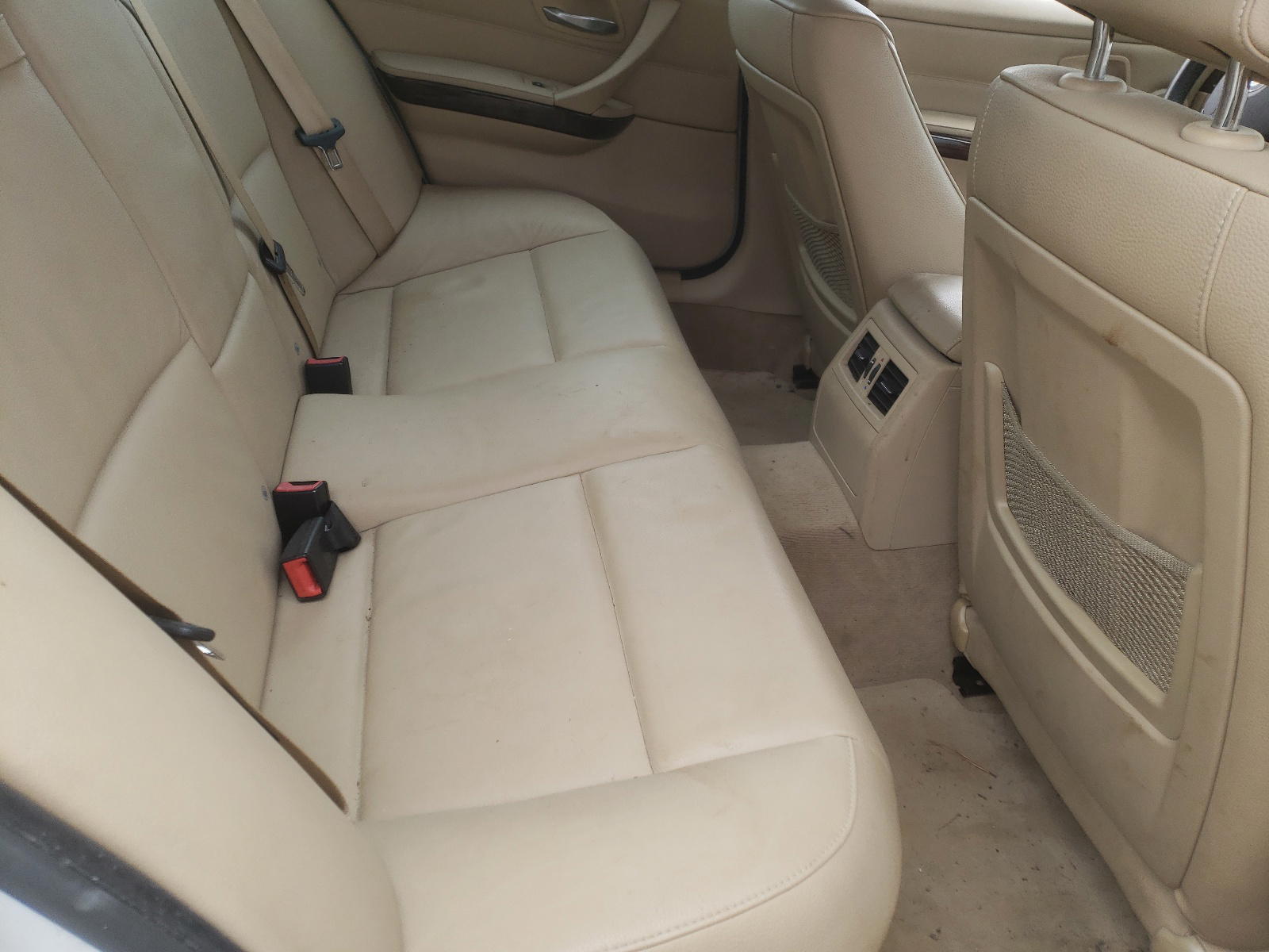 Photo 6 from auction – 2009 BMW 328 I with VIN WBAPH73569A174005