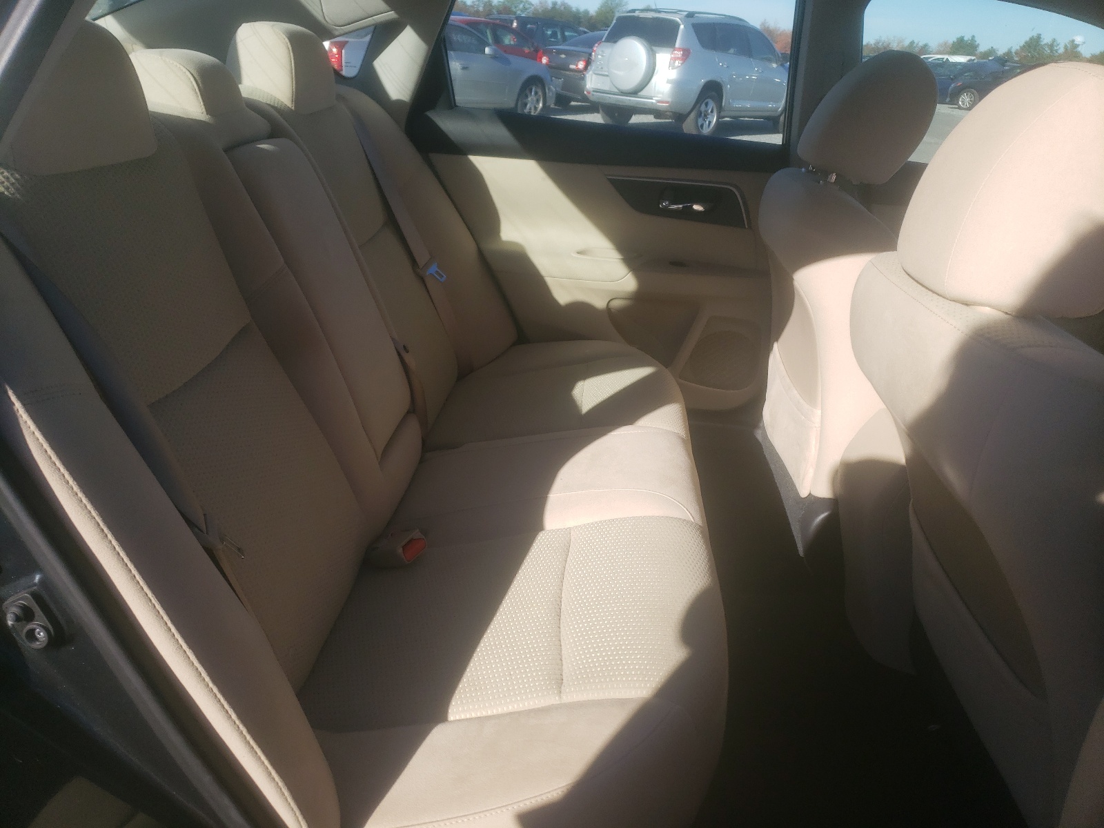 Photo 6 from auction – 2015 NISSAN ALTIMA 2.5 with VIN 1N4AL3AP4FN304314