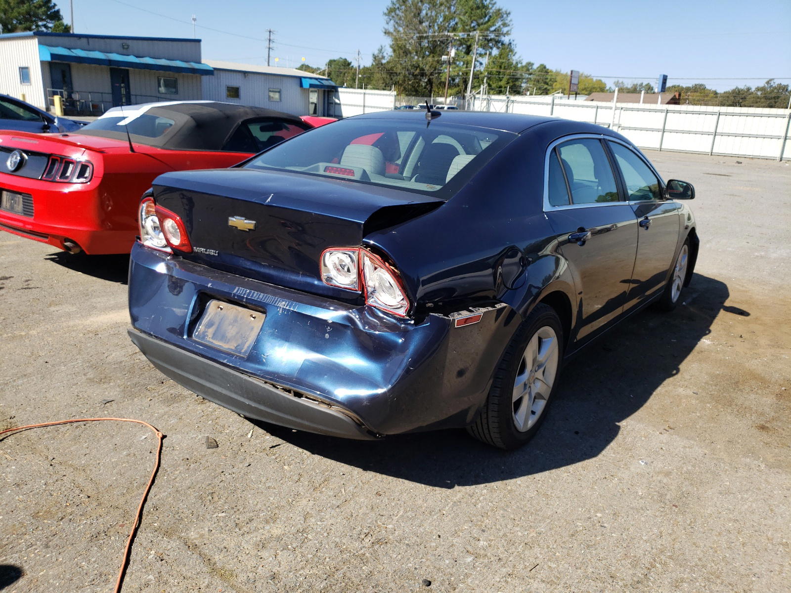 Photo 4 from auction – 2011 CHEVROLET MALIBU with VIN 1G1ZB5E18BF162192