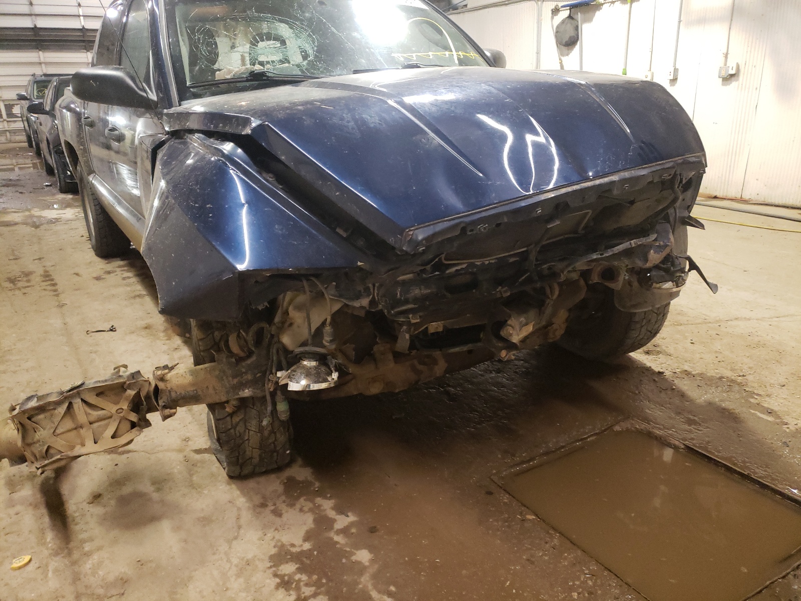 Photo 9 from auction – 2006 DODGE DAKOTA QUA with VIN 1D7HW28K36S715263