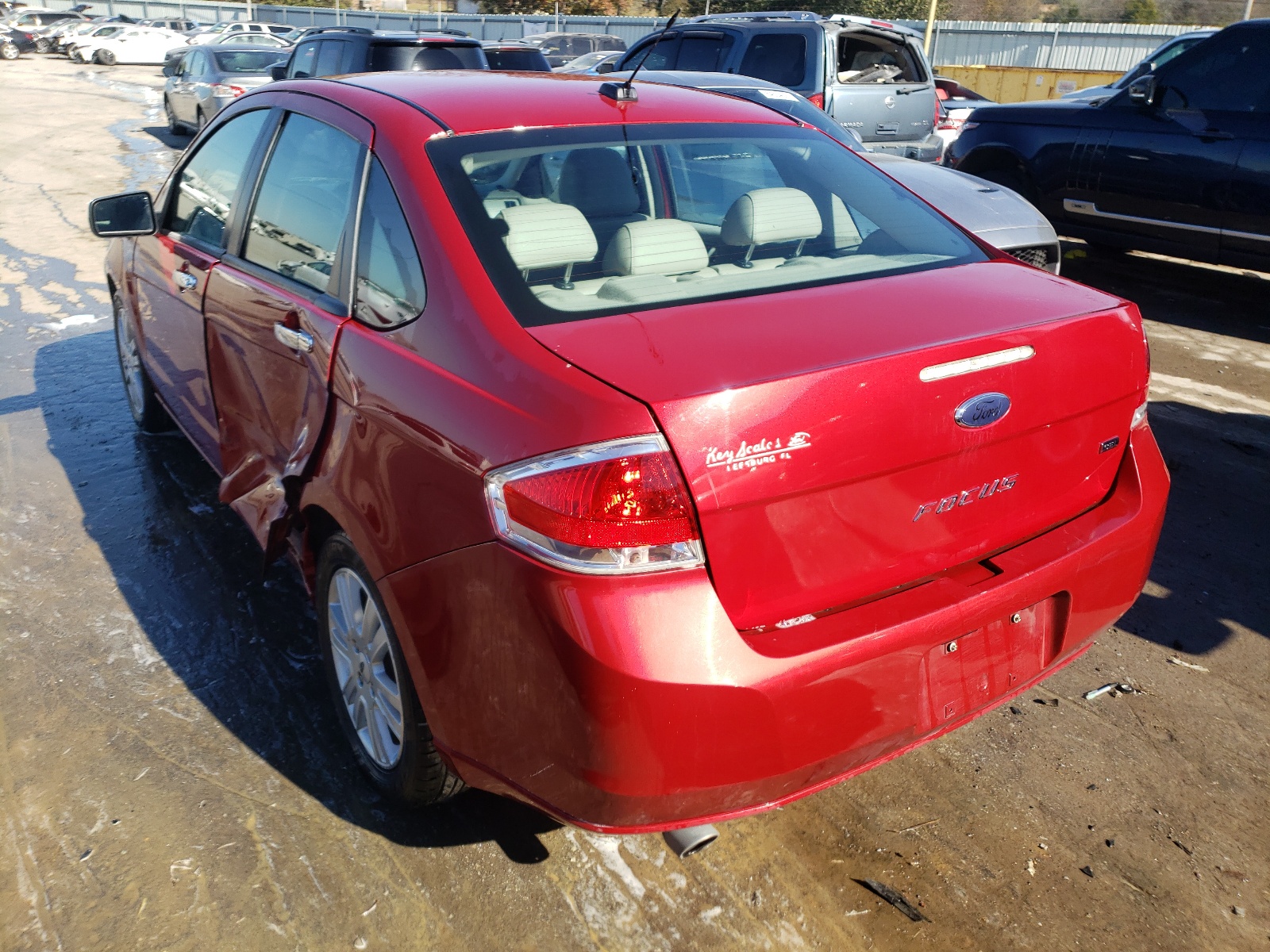 Photo 3 from auction – 2011 FORD FOCUS SEL with VIN 1FAHP3HN9BW160058