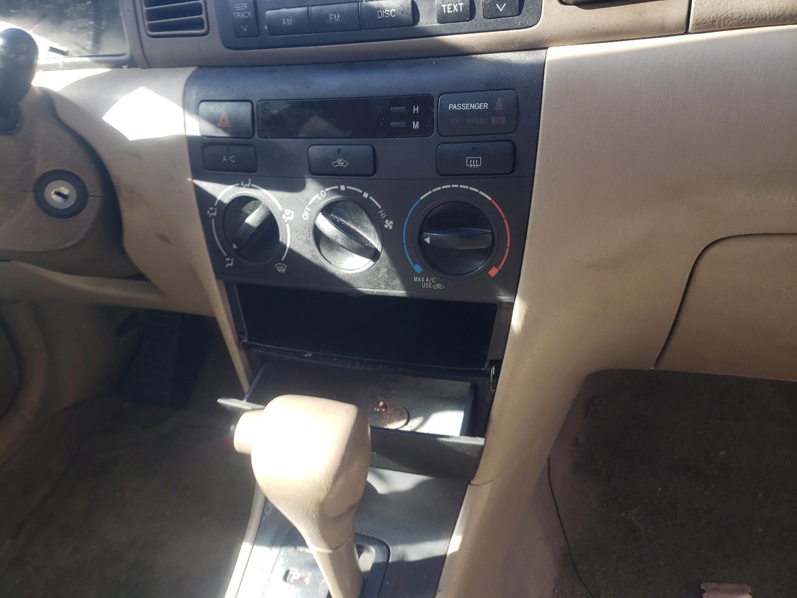 Photo 9 from auction – 2008 TOYOTA COROLLA with VIN 1NXBR32E08Z019477