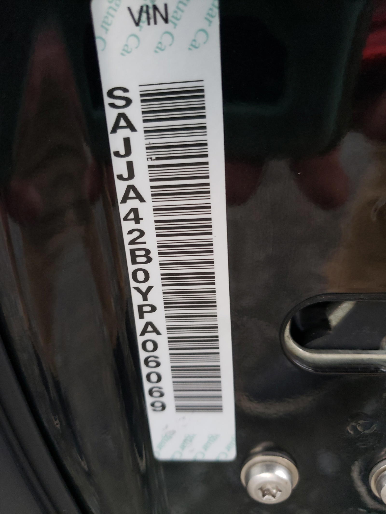 Photo 10 from auction – 2000 JAGUAR XKR with VIN SAJJA42B0YPA06069