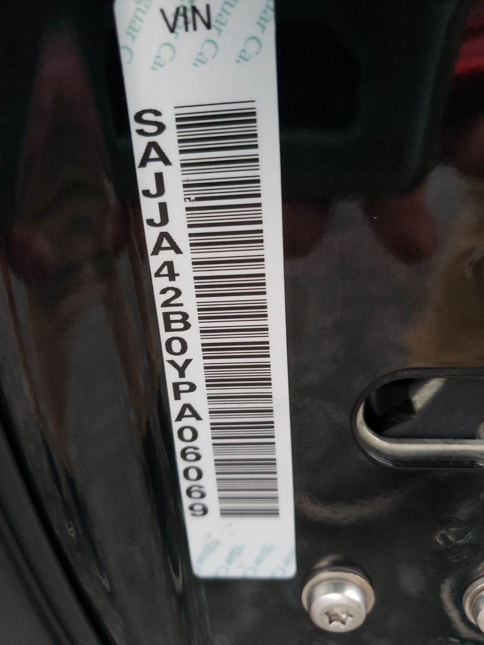 Фото 10 с аукциона – 2000 JAGUAR XKR с VIN SAJJA42B0YPA06069
