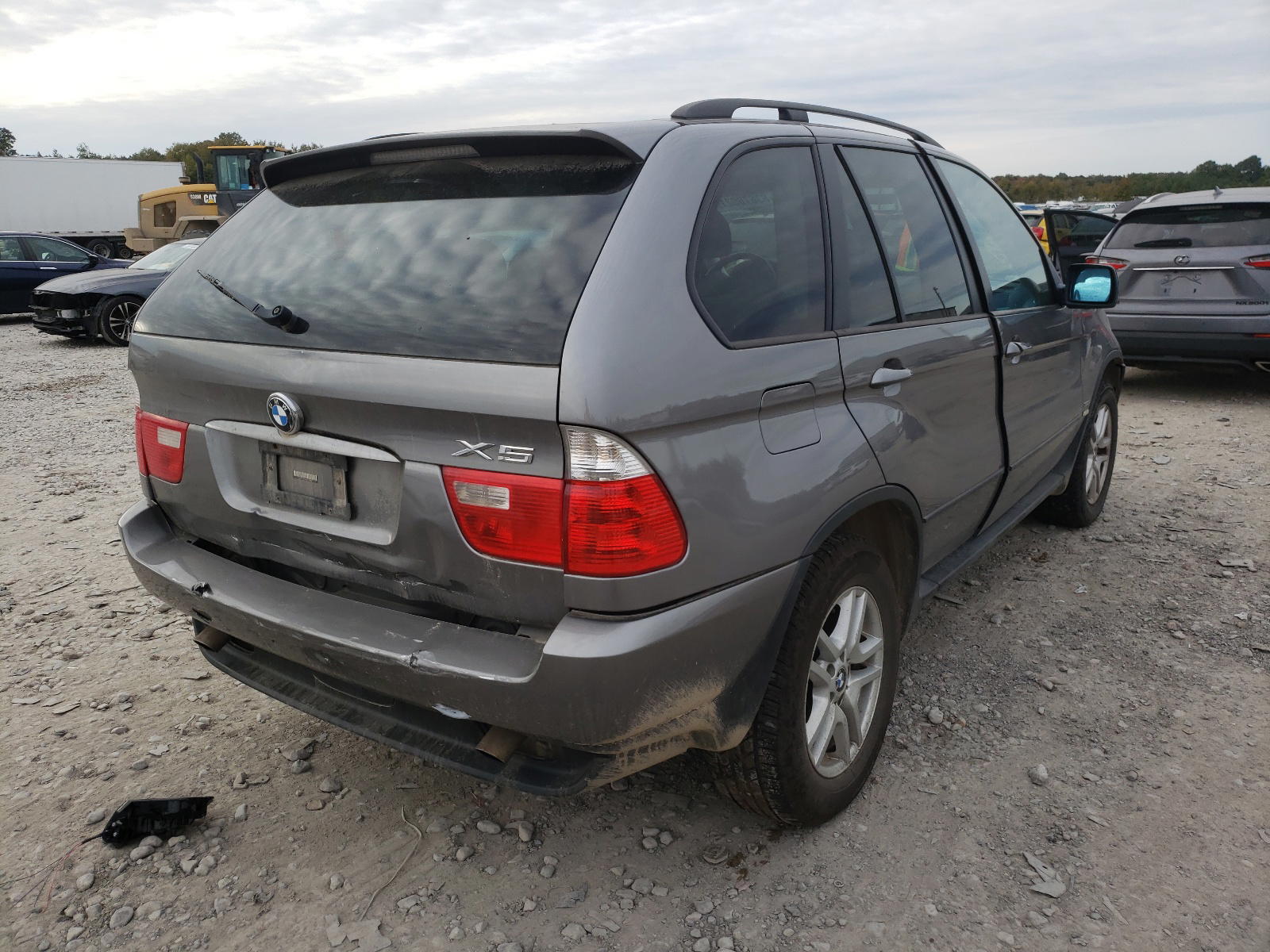 Photo 4 from auction – 2005 BMW X5 3.0I with VIN 5UXFA13525LY01182
