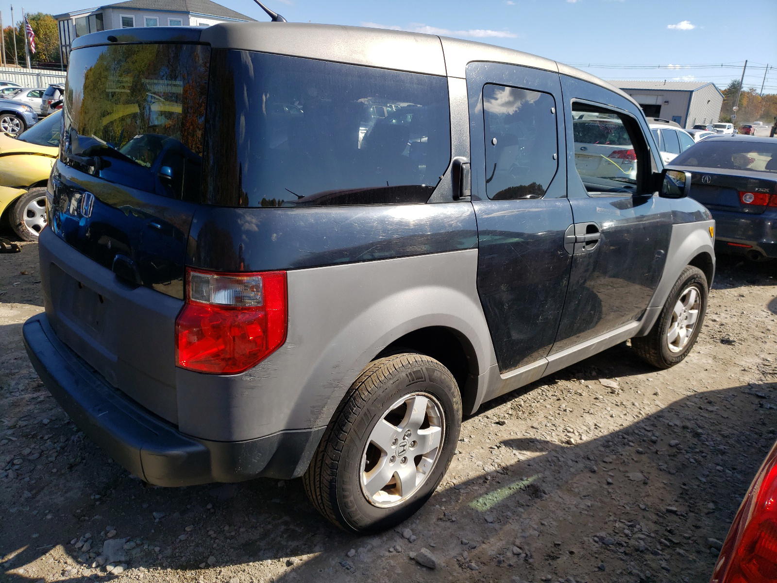 Photo 4 from auction – 2003 HONDA ELEMENT EX with VIN 5J6YH28533L018268