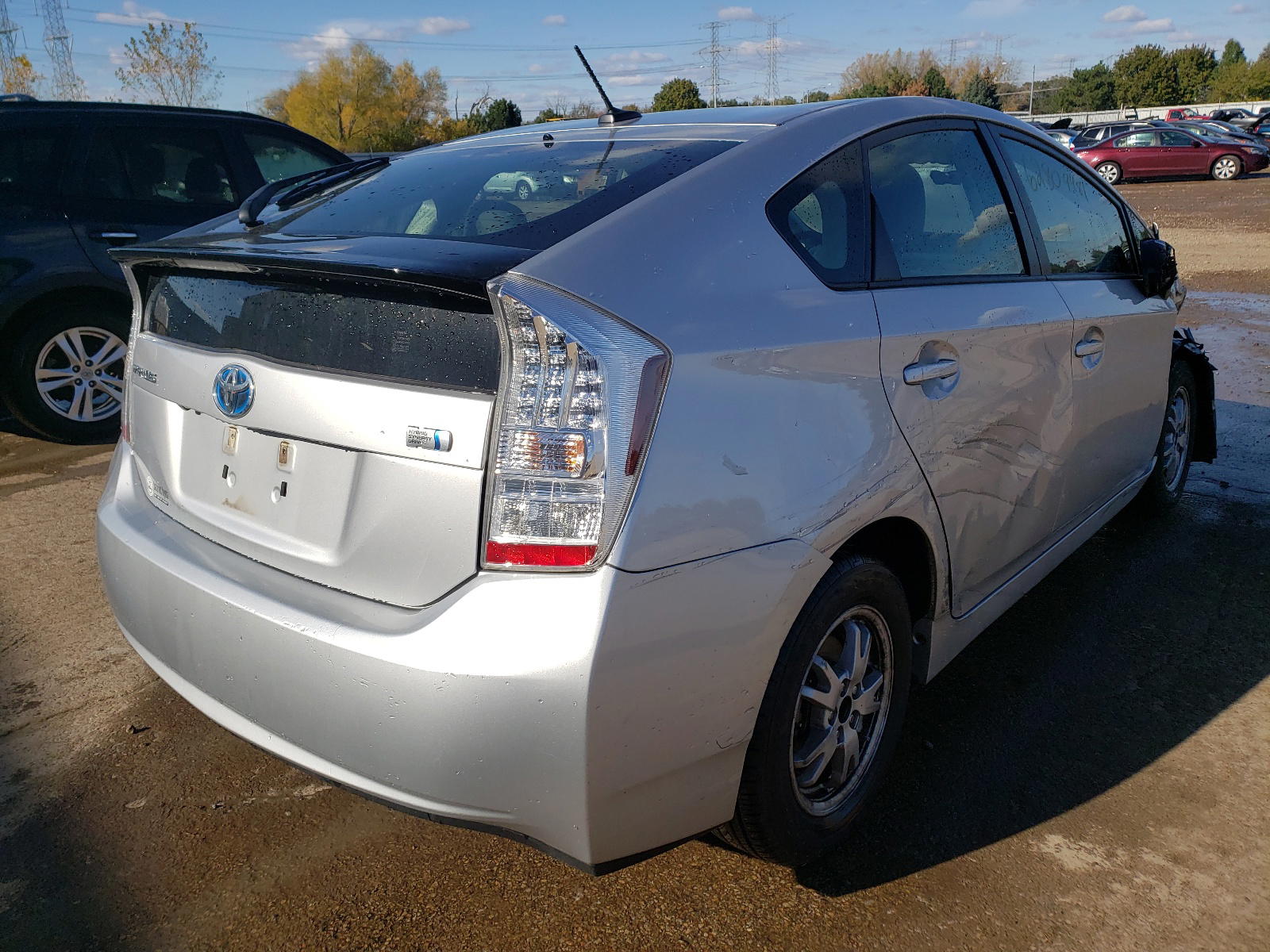 Photo 4 from auction – 2011 TOYOTA PRIUS with VIN JTDKN3DU2B5368162