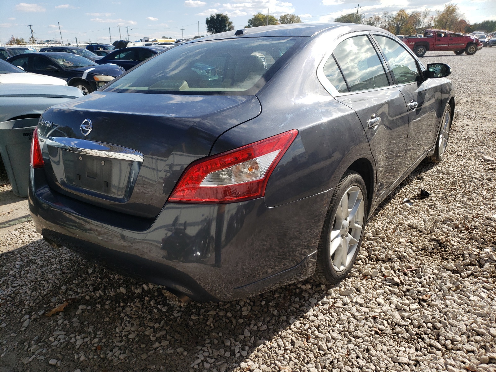 Photo 4 from auction – 2010 NISSAN MAXIMA S with VIN 1N4AA5AP5AC808859