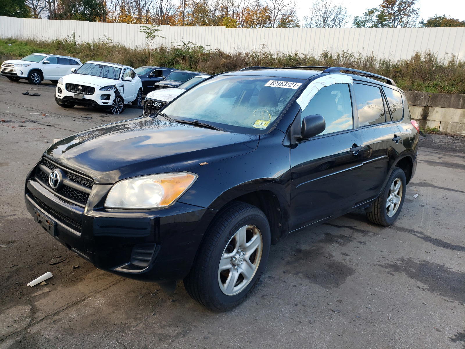 Photo 2 from auction – 2010 TOYOTA RAV4 with VIN JTMZF4DVXAD024898