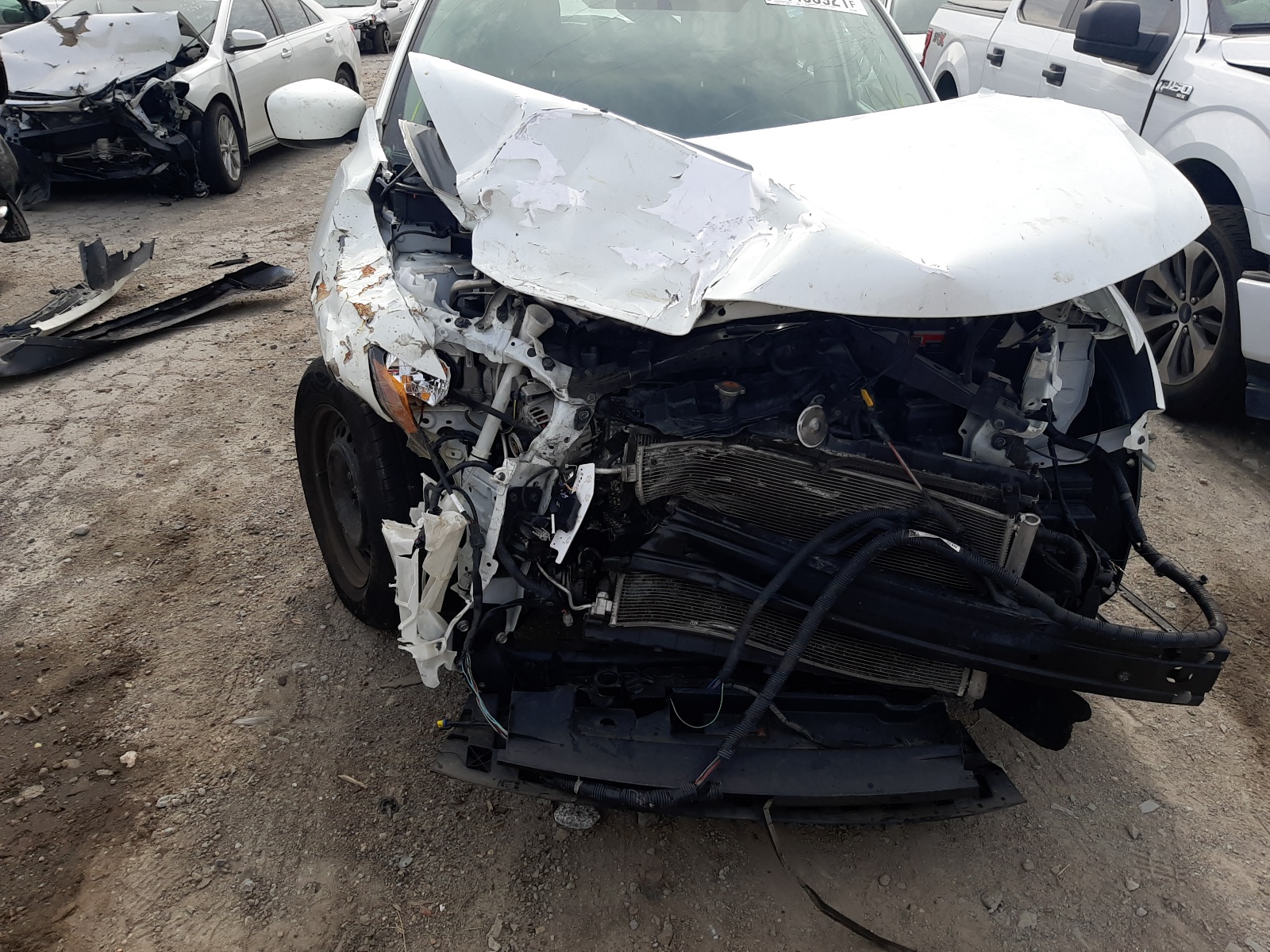 Photo 9 from auction – 2017 NISSAN ROGUE S with VIN KNMAT2MT0HP563998