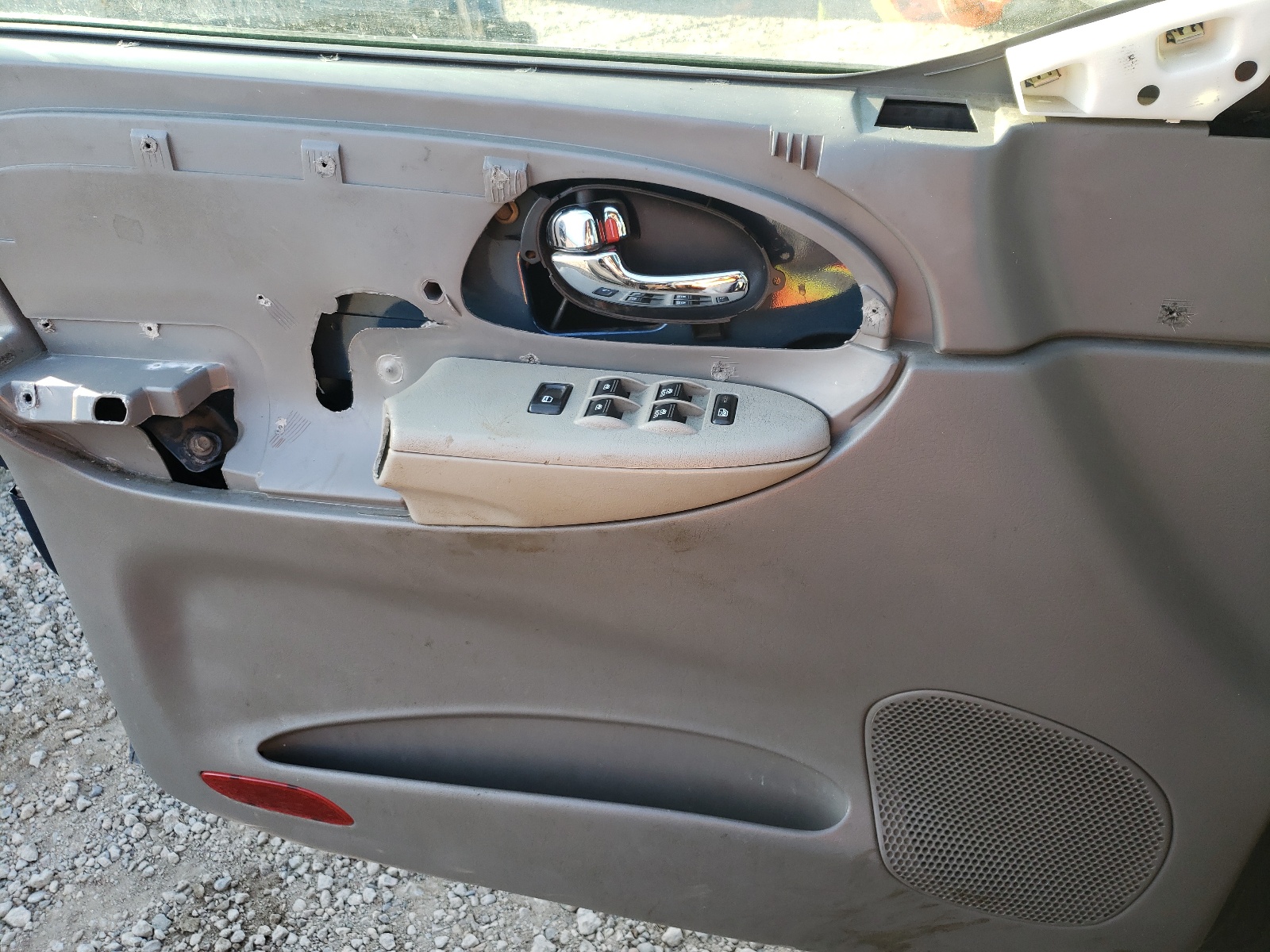 Photo 10 from auction – 2006 CHEVROLET TRAILBLAZE with VIN 1GNDS13S462264793