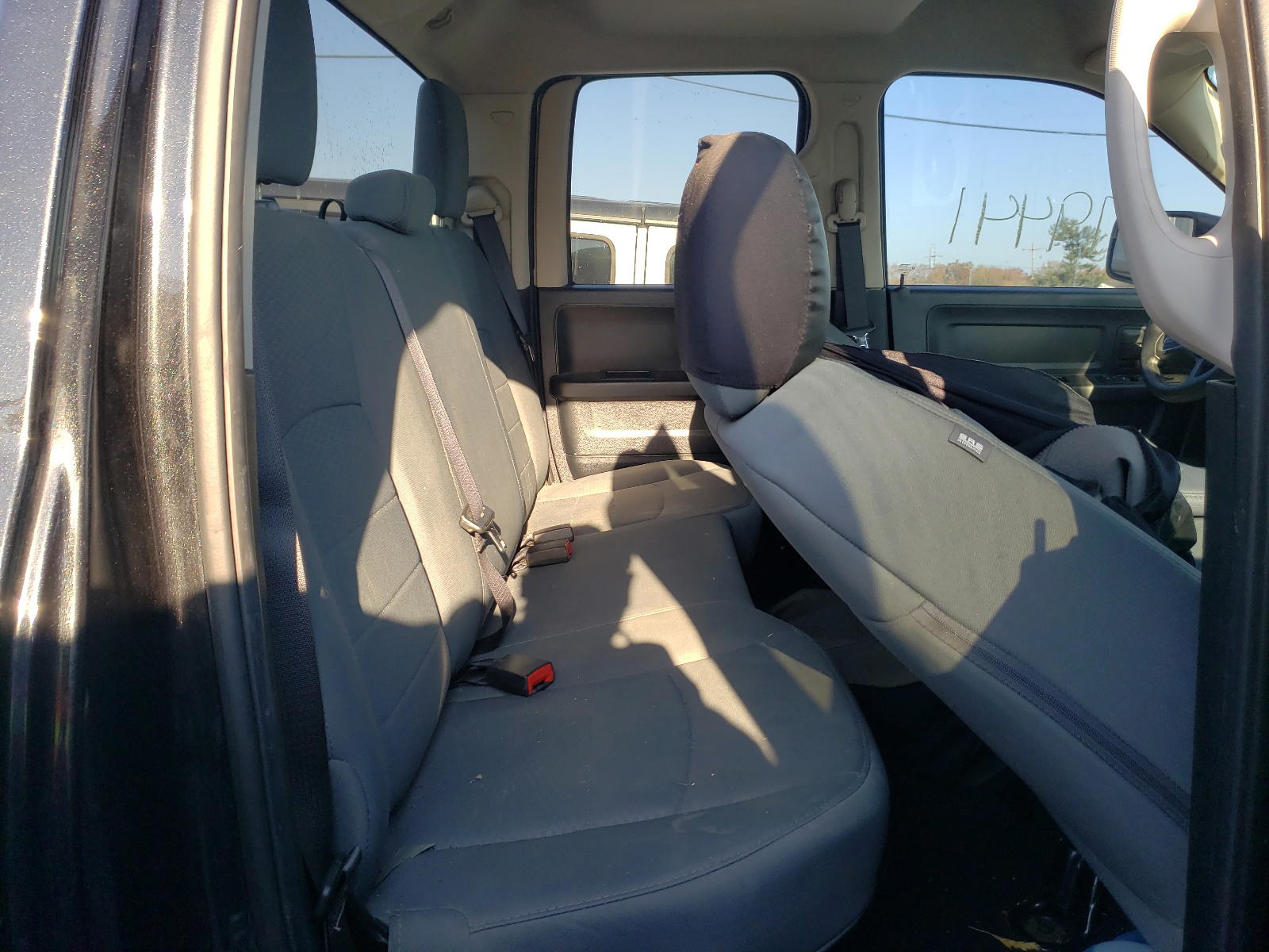 Photo 6 from auction – 2016 RAM 1500 ST with VIN 1C6RR7FT5GS309895