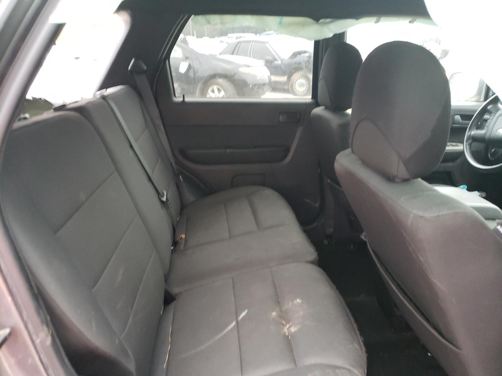 Photo 6 from auction – 2012 FORD ESCAPE XLT with VIN 1FMCU0D74CKA55211