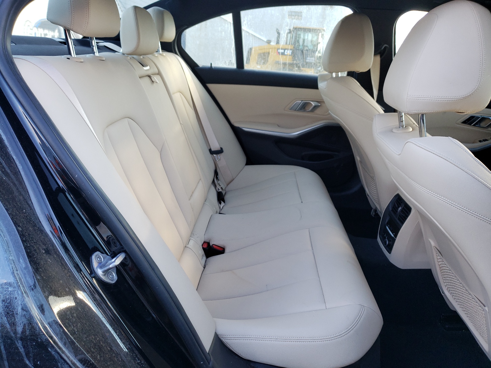 Photo 6 from auction – 2020 BMW 330XI with VIN 3MW5R7J09L8B42938