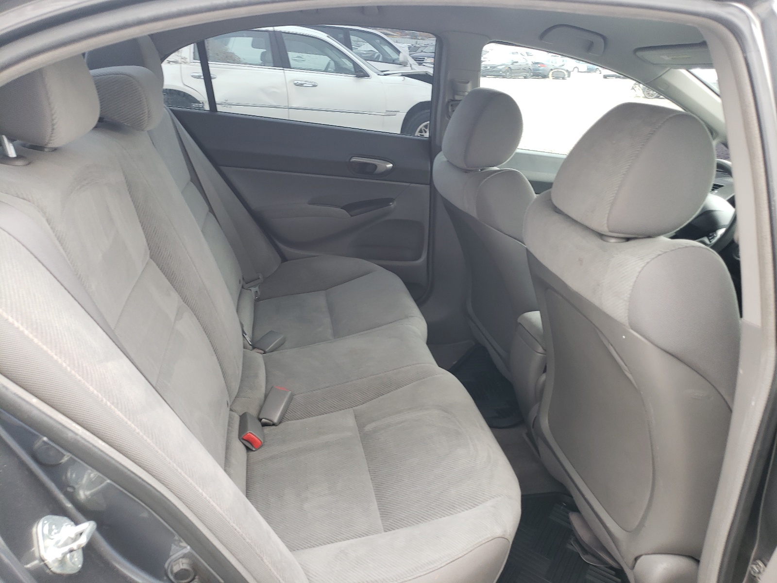 Photo 6 from auction – 2011 HONDA CIVIC LX with VIN 2HGFA1F57BH302207