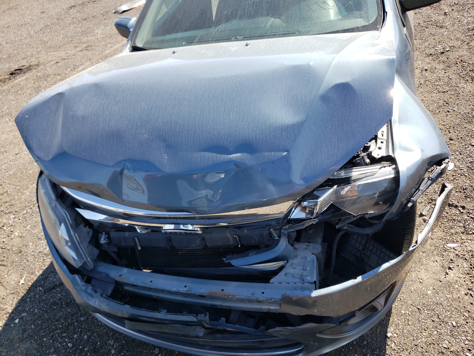 Photo 7 from auction – 2011 FORD FUSION SE with VIN 3FAHP0HA6BR143927